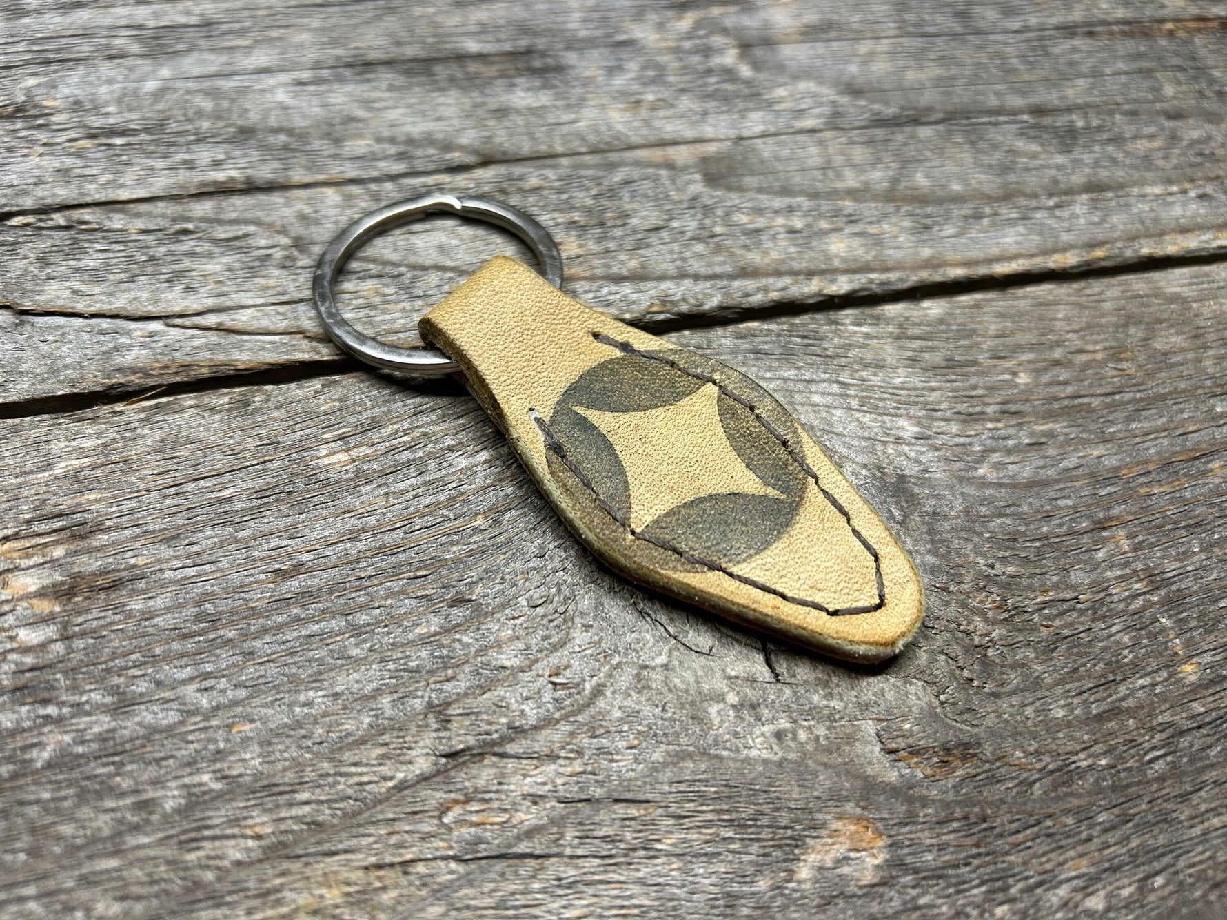Vintage Spalding Baseball Glove Key Chain - NEW STYLE! (vintage hotel key style)!