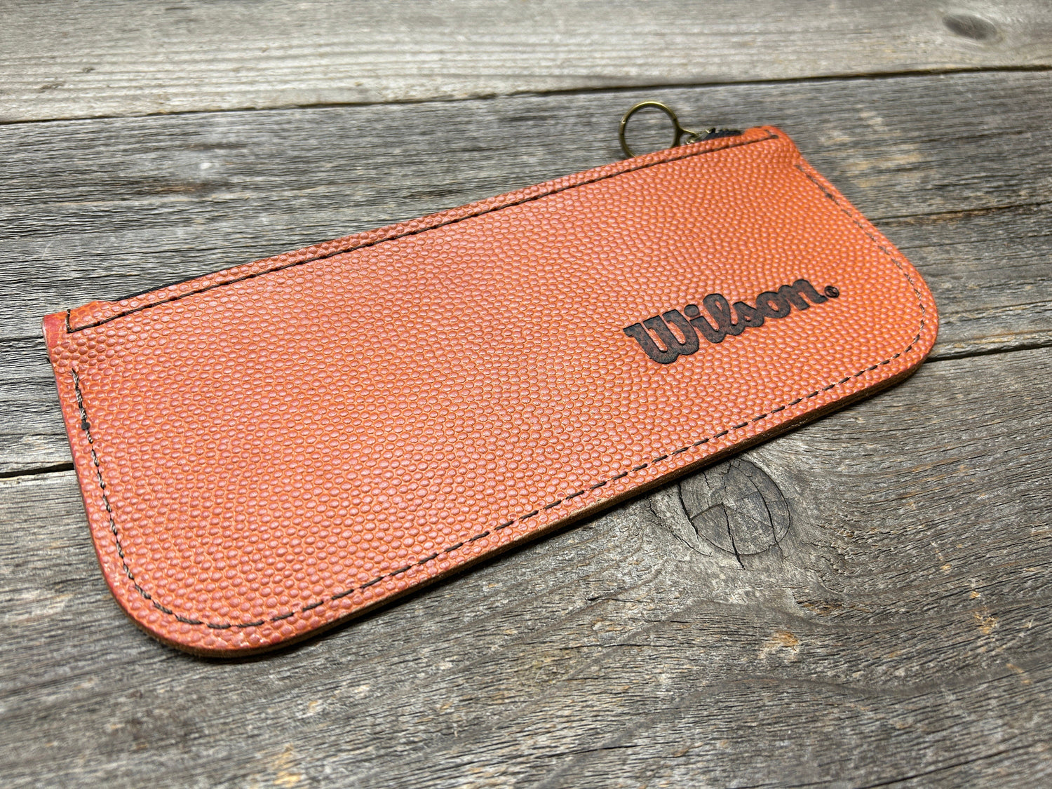 Wilson (NBA) Horween Money Bag w/zipper - The Clubbie!!