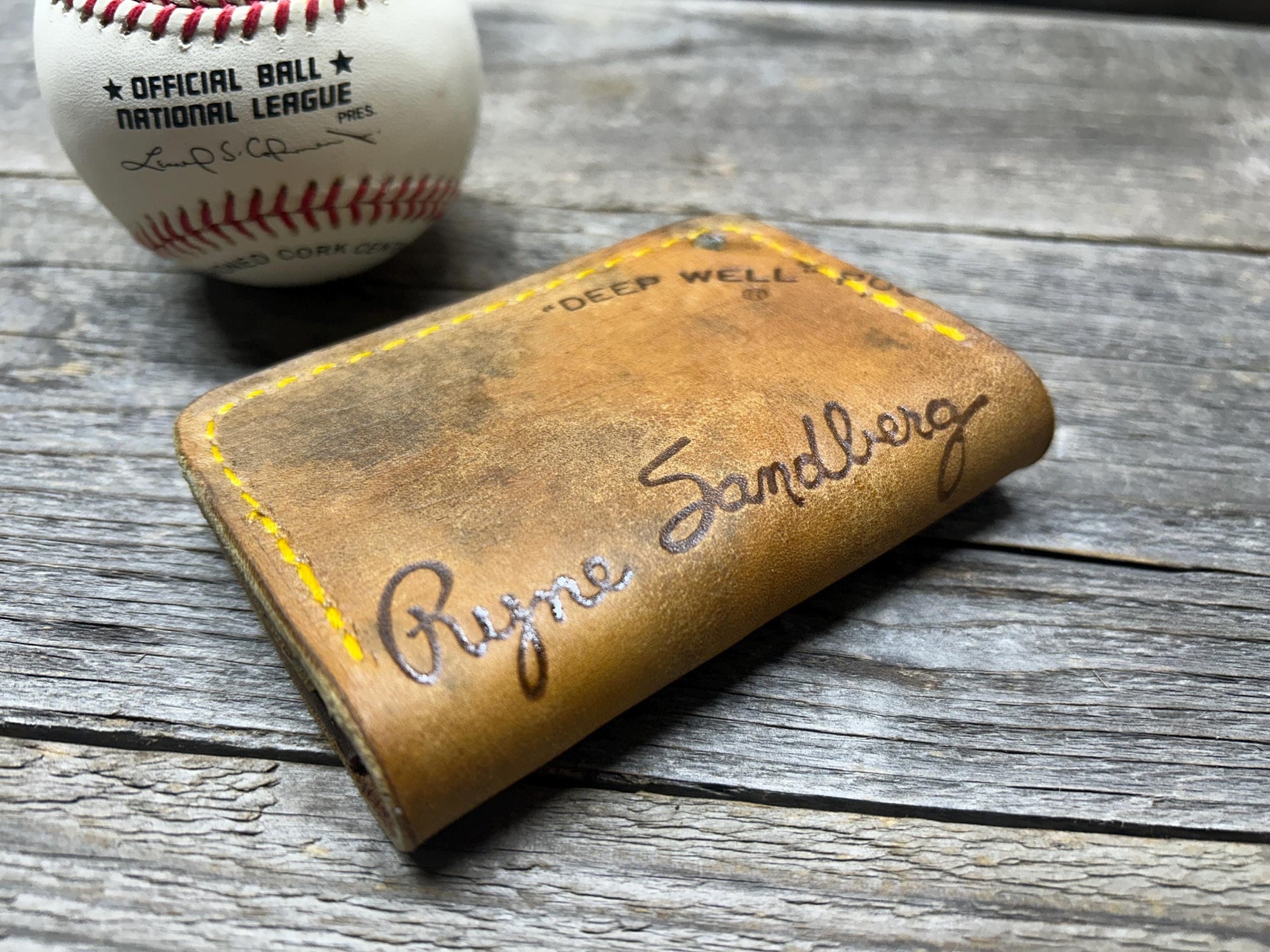 Vintage Rawlings Ryne Sandberg Baseball Glove Wallet!!