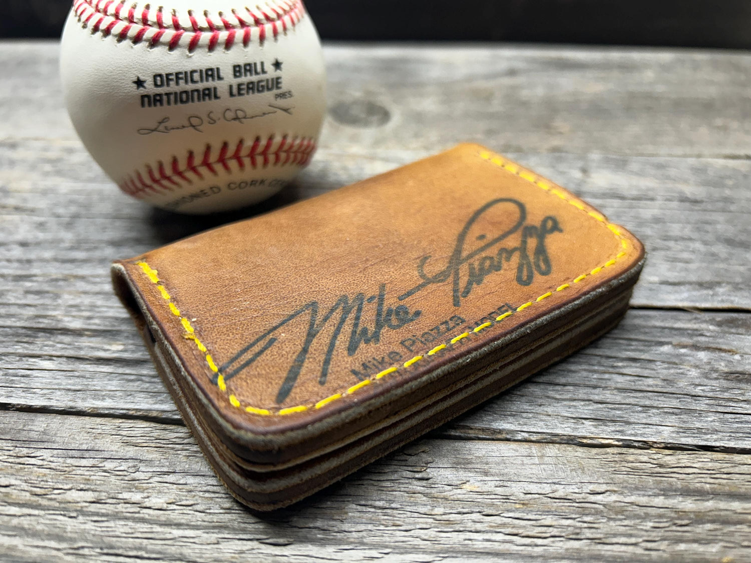 Vintage Rawlings Mike Piazza Baseball Glove Wallet!