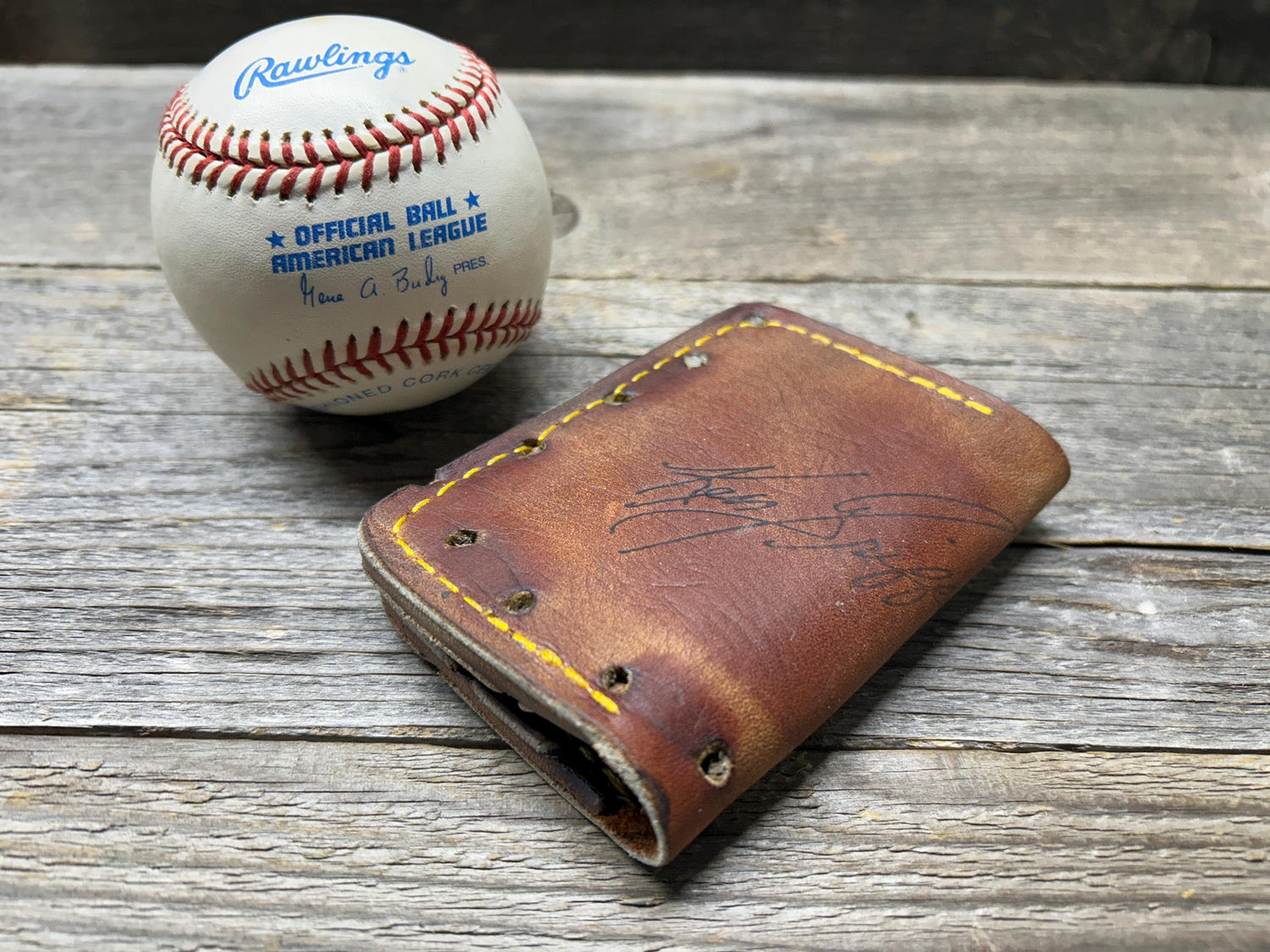Vintage Rawlings Ken Griffey Jr Baseball Glove Wallet!