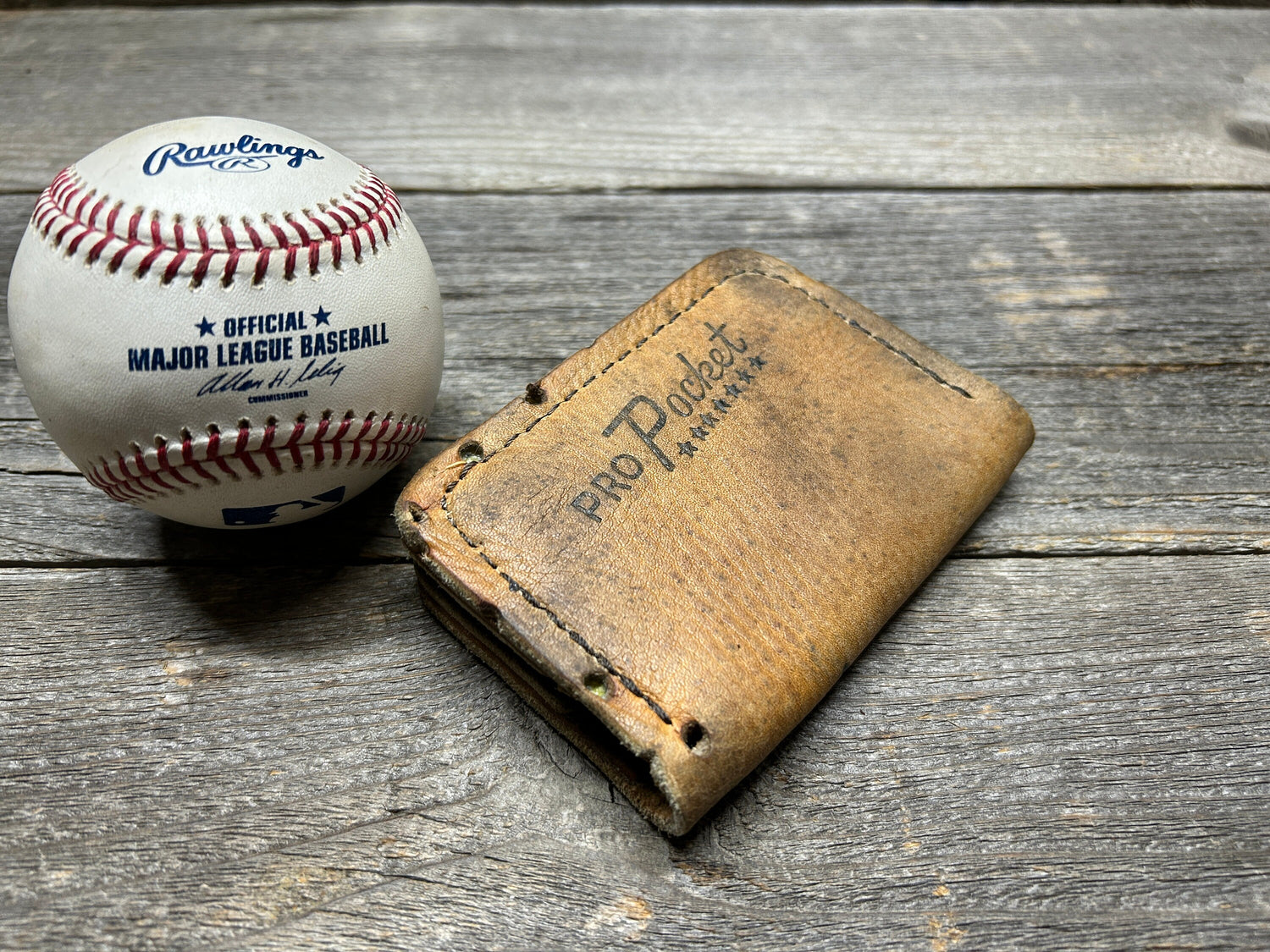 Vintage Ted Williams Baseball Glove Wallet!