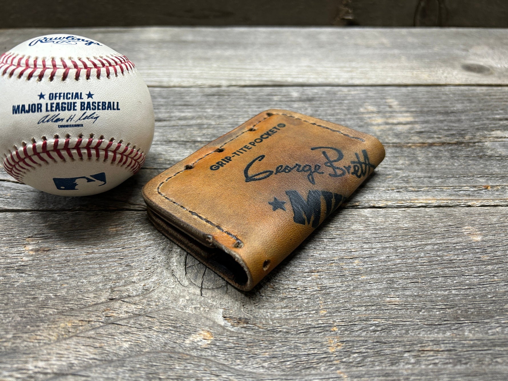 Wilson George Brett MVP Baseball Glove Wallet!!