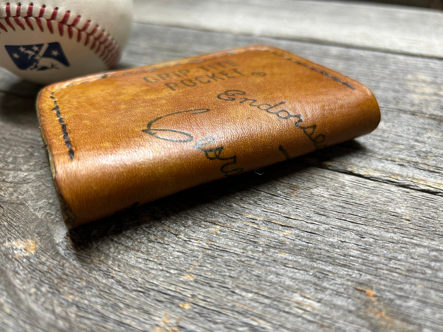 Wilson George Brett Baseball Glove Wallet!!
