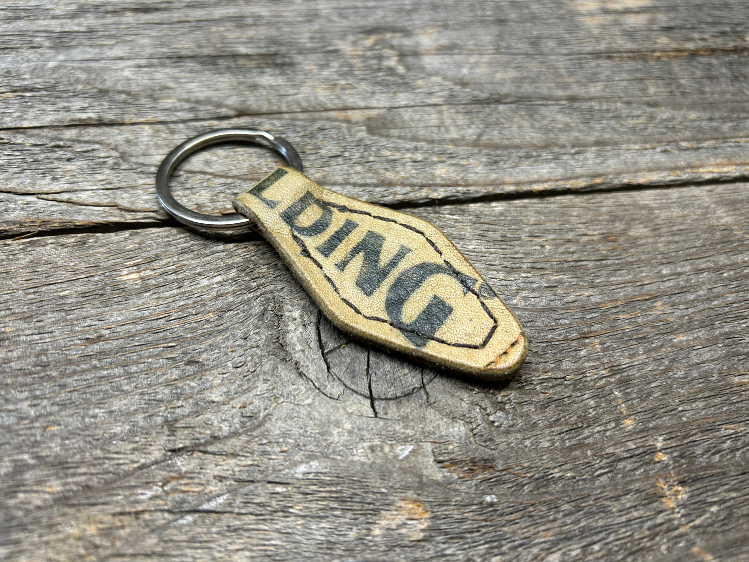 Vintage Spalding Baseball Glove Key Chain - NEW STYLE! (vintage hotel key style)!