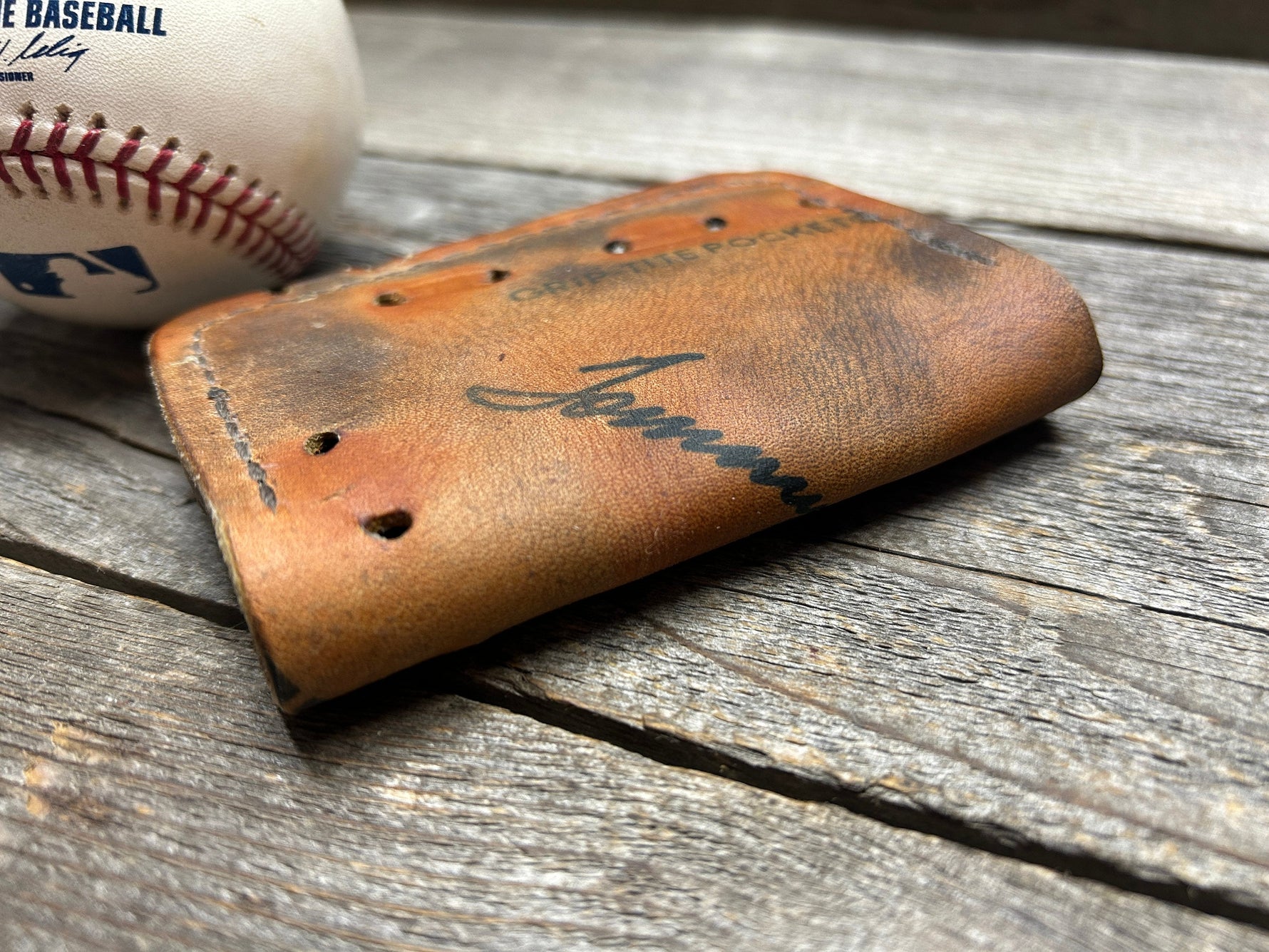 Vintage Wilson Tommy John Baseball Glove Wallet!!