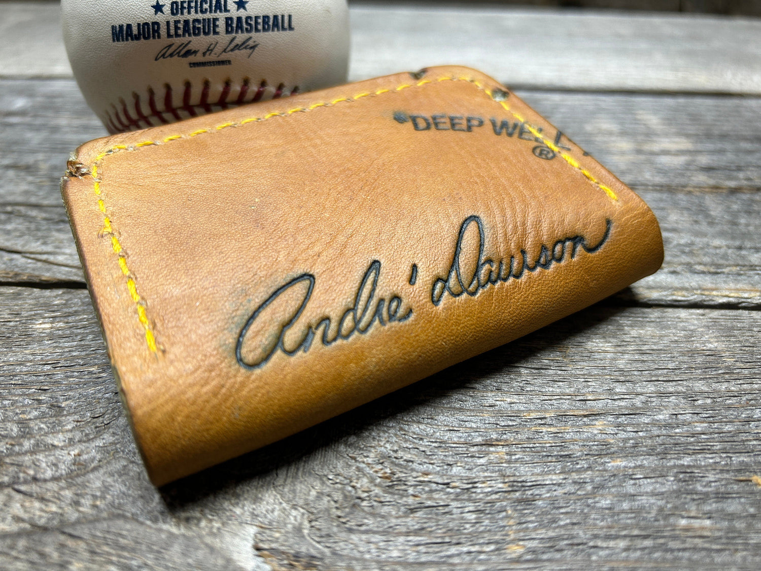 Vintage Rawlings Andre Dawson Baseball Glove Wallet!!