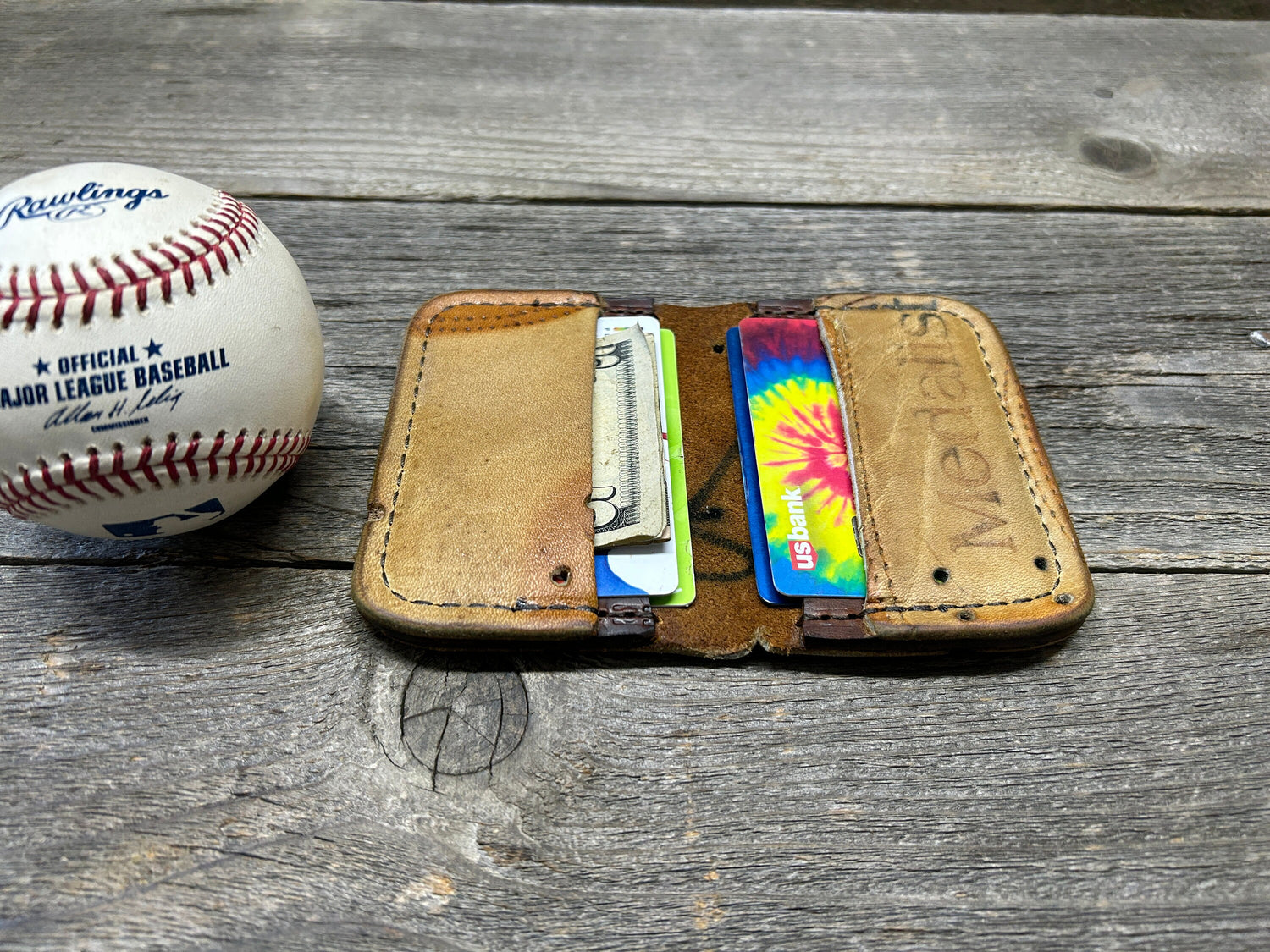Vintage Medalist Ernie Banks "Mr. Cub" Baseball Glove Wallet and Key Chain!!