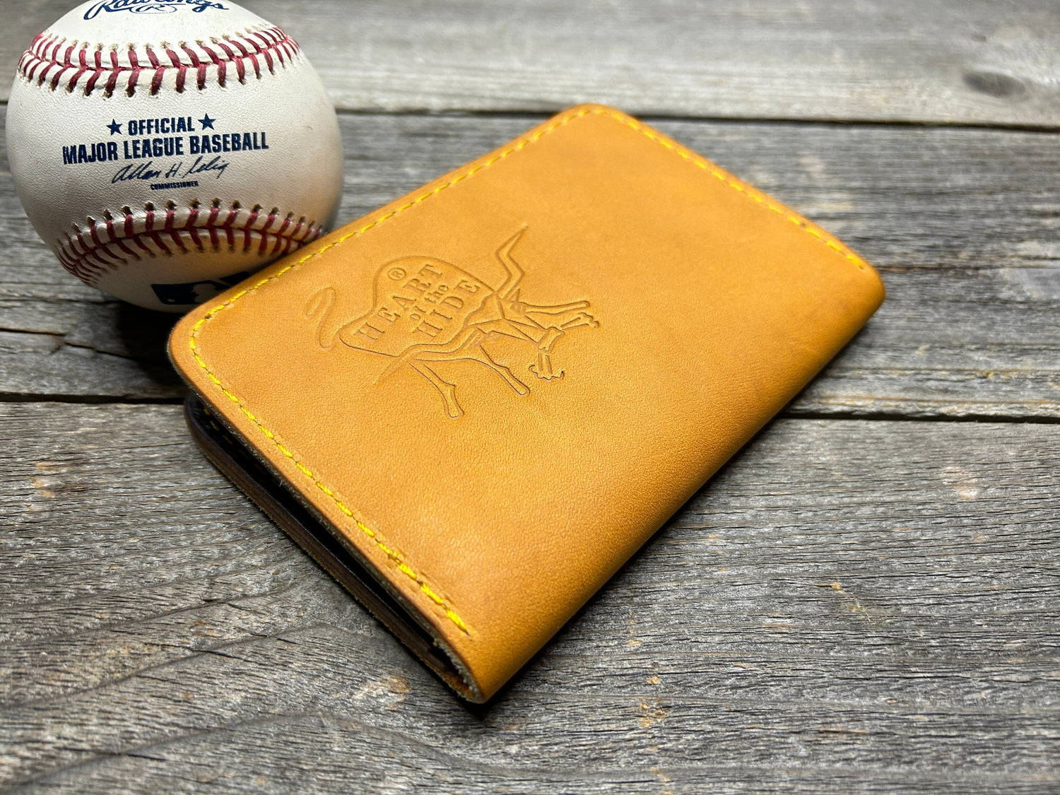 Rawlings Heart of the Hide Horween Passport Cover! Small spot of Patina!