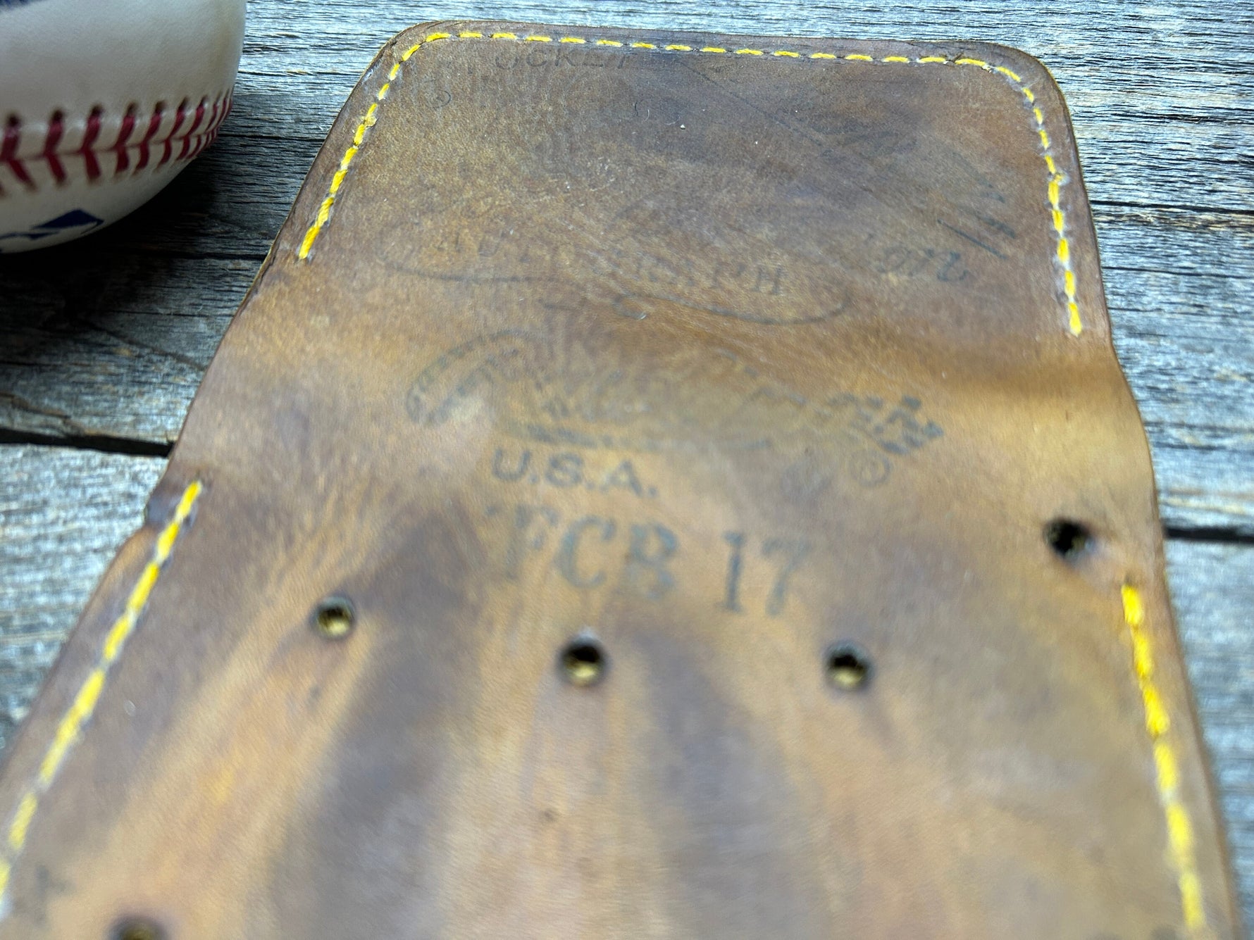 Vintage Rawlings Made in the USA Brooks Robinson Baseball Glove Wallet!