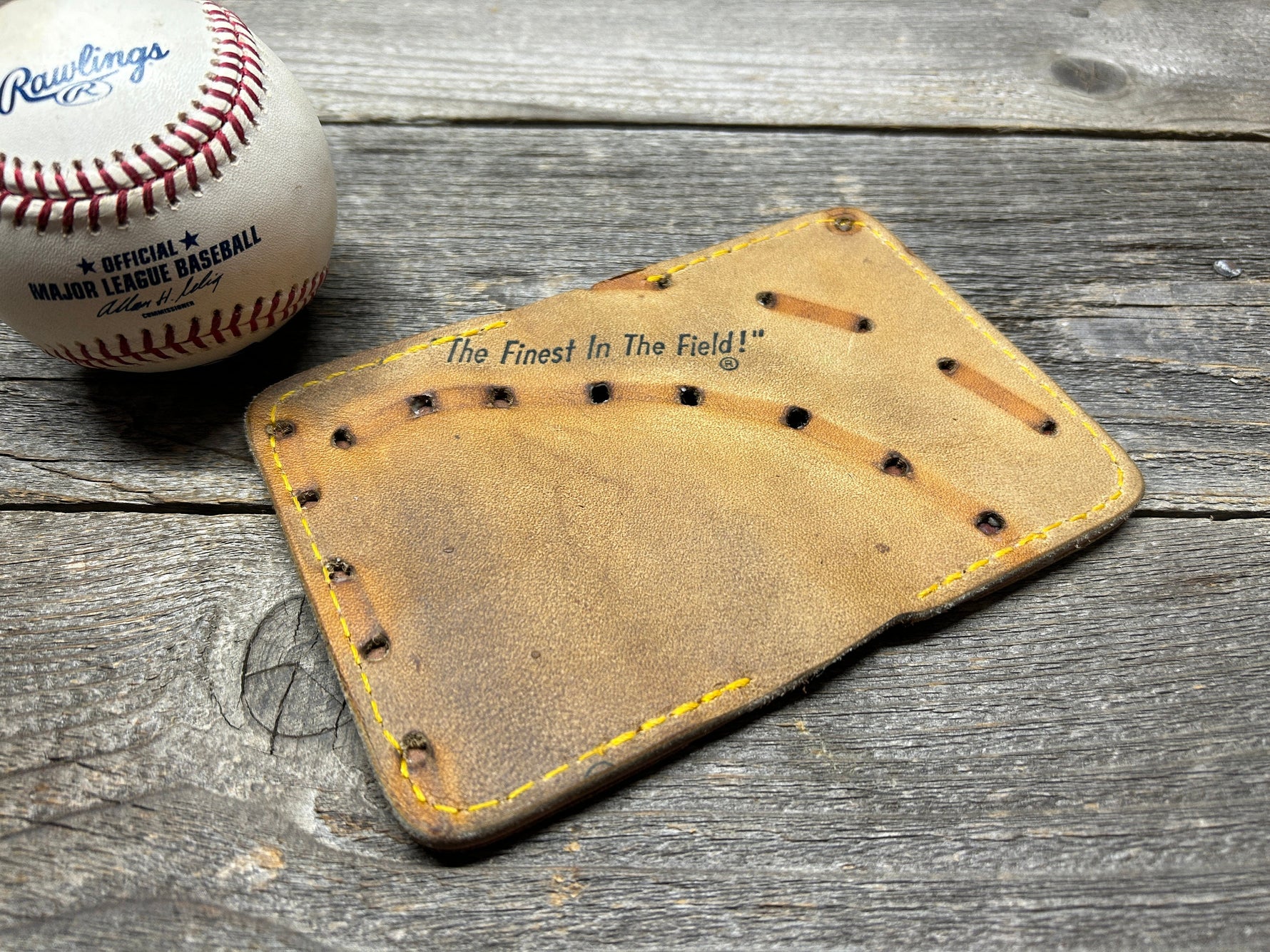 Vintage Rawlings Baseball Glove Wallet!