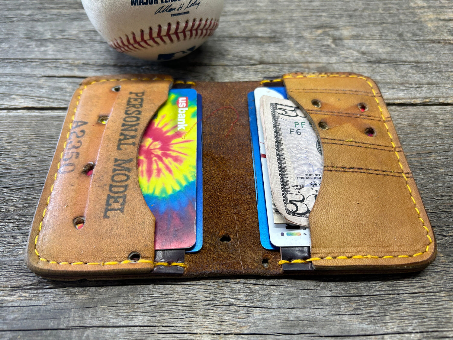 Vintage Wilson George Brett "MVP" Baseball Glove Wallet!