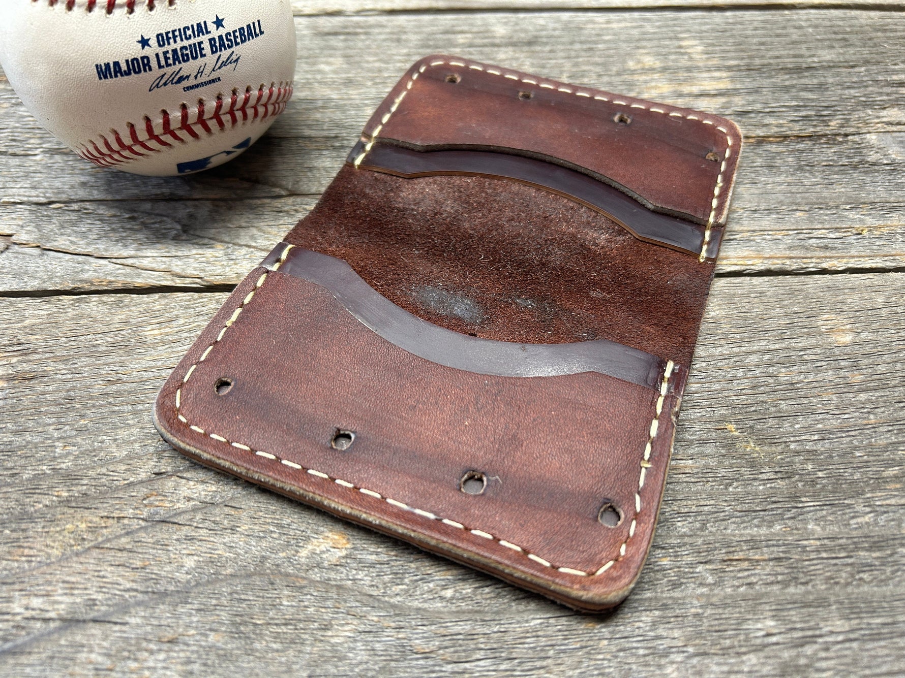 Vintage MacGregor Hank Aaron Baseball Glove Wallet!