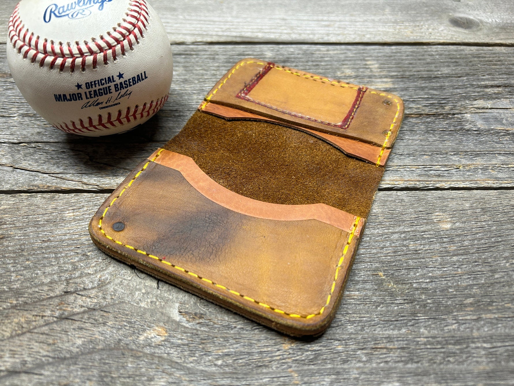 Vintage RARE Rawlings Baseball Glove Wallet!