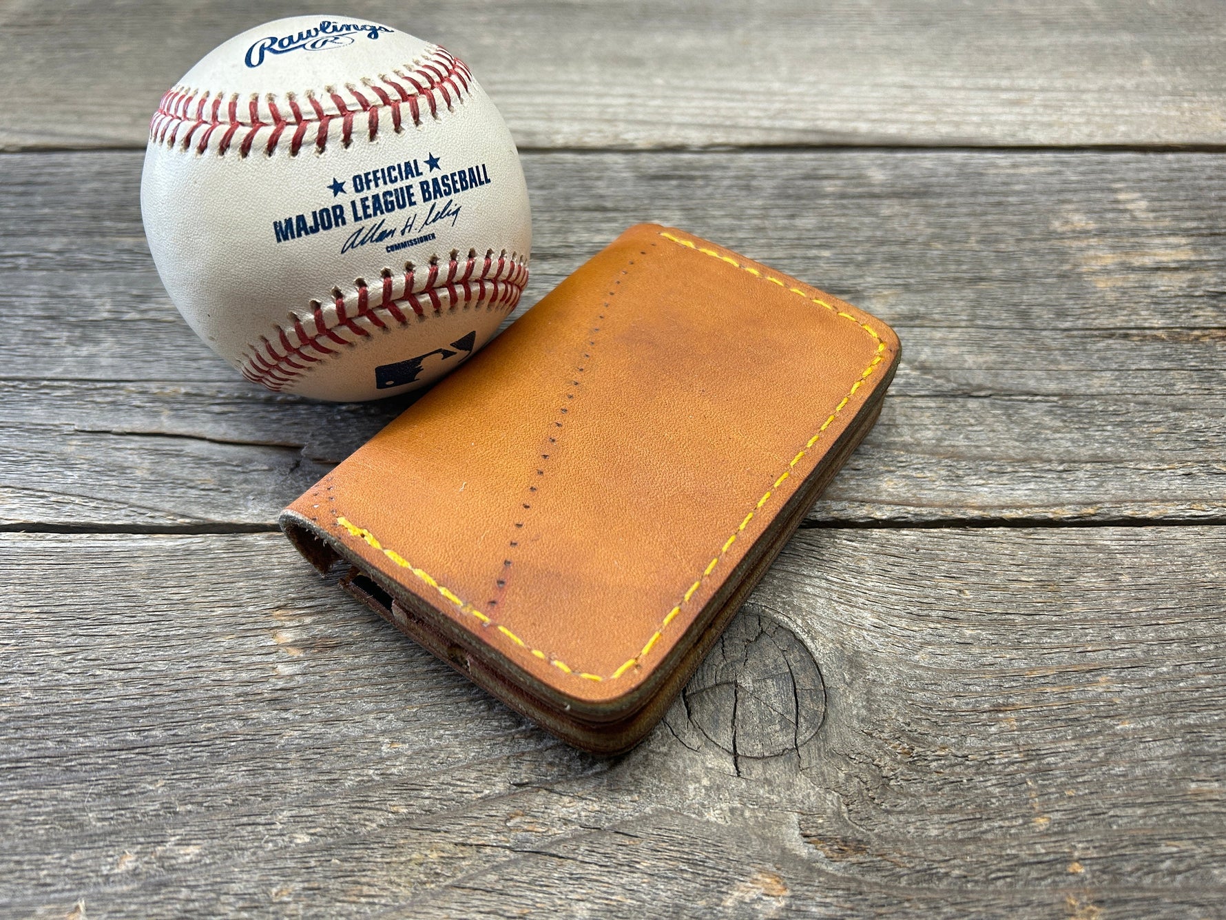 Vintage Rawlings Baseball Glove Wallet!