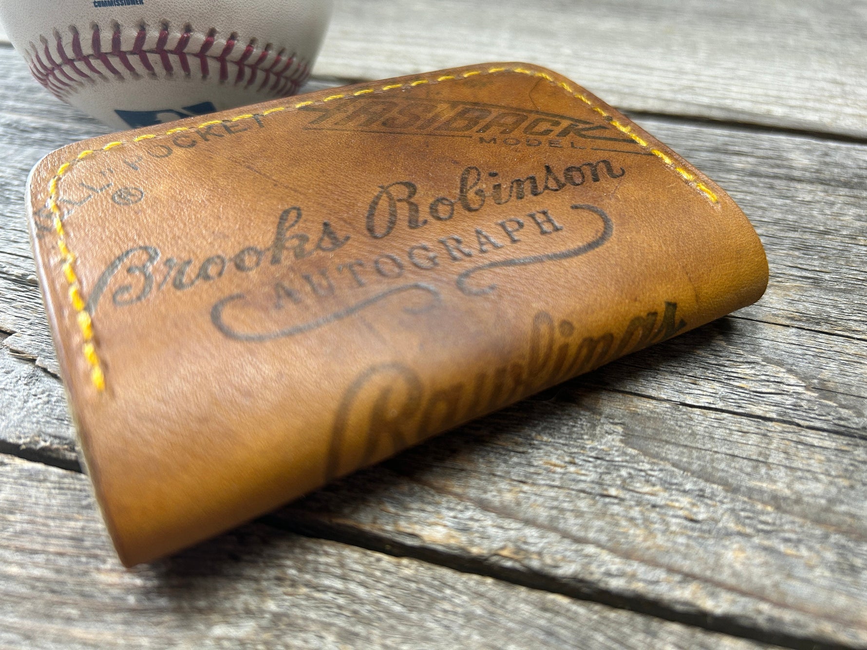 Vintage Rawlings Made in the USA Brooks Robinson Baseball Glove Wallet!