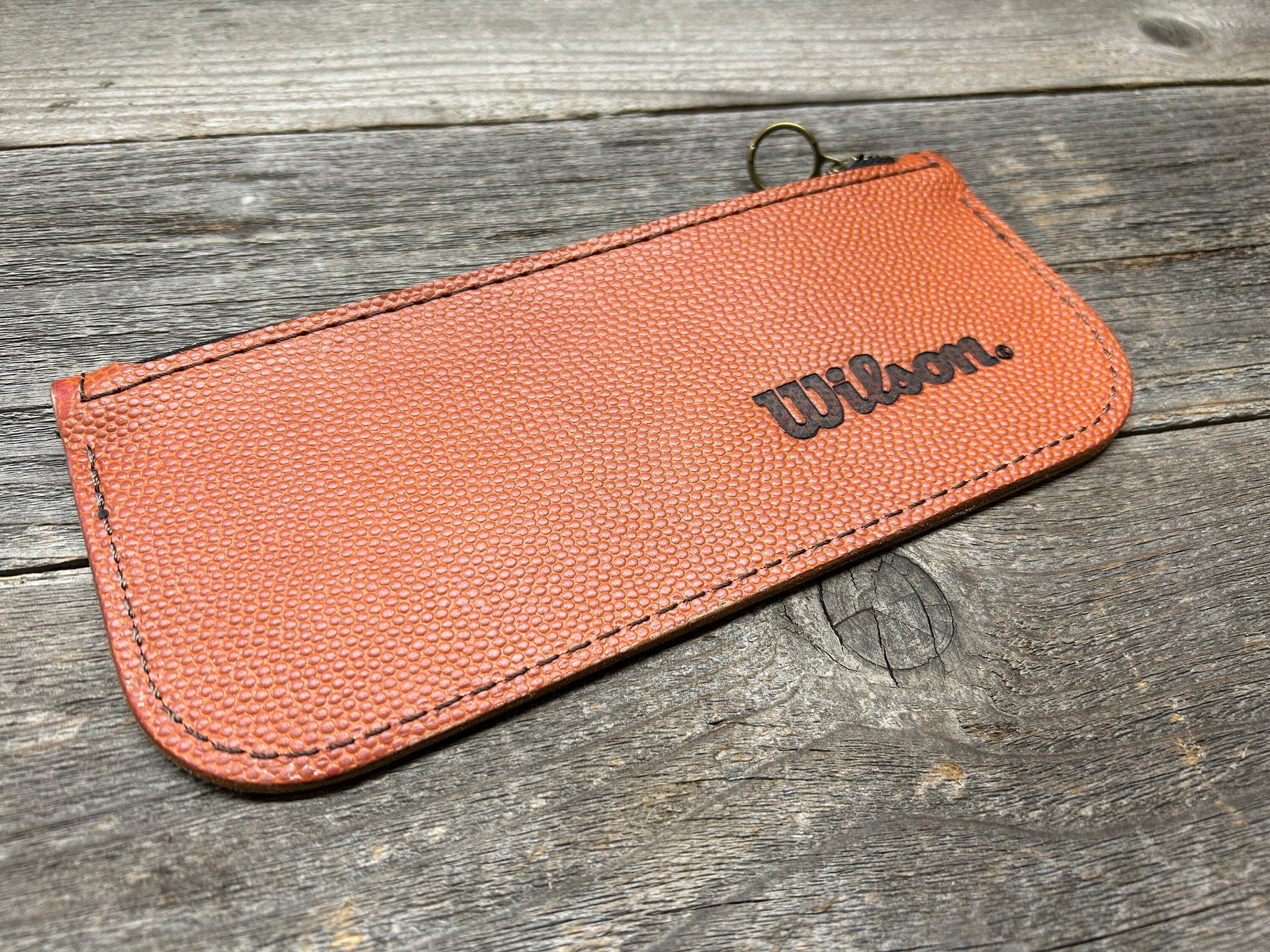 Wilson (NBA) Horween Money Bag w/zipper - The Clubbie!!