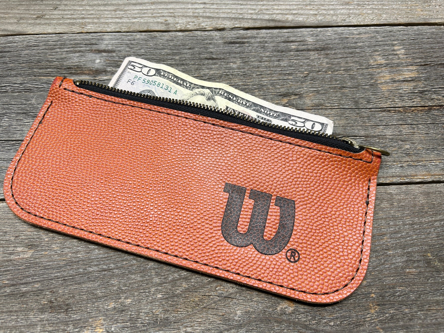 Wilson (NBA) Horween Money Bag w/zipper - The Clubbie!!