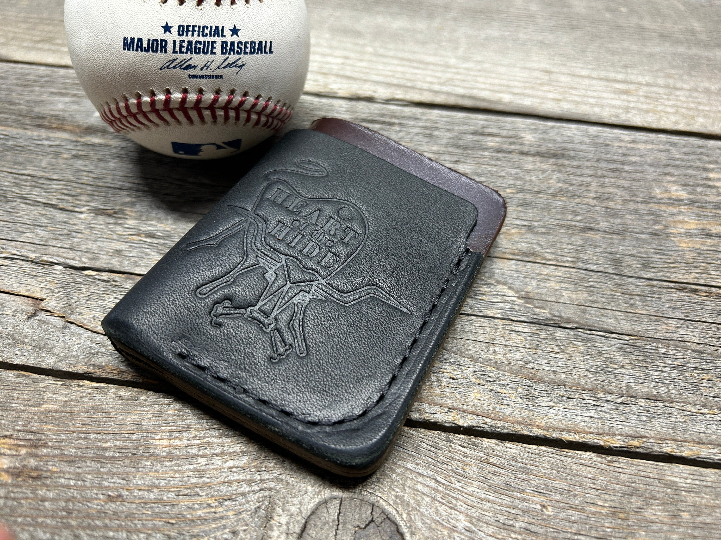 Handcrafted Heart of retailer the Hide Rawlings baseball glove wallet