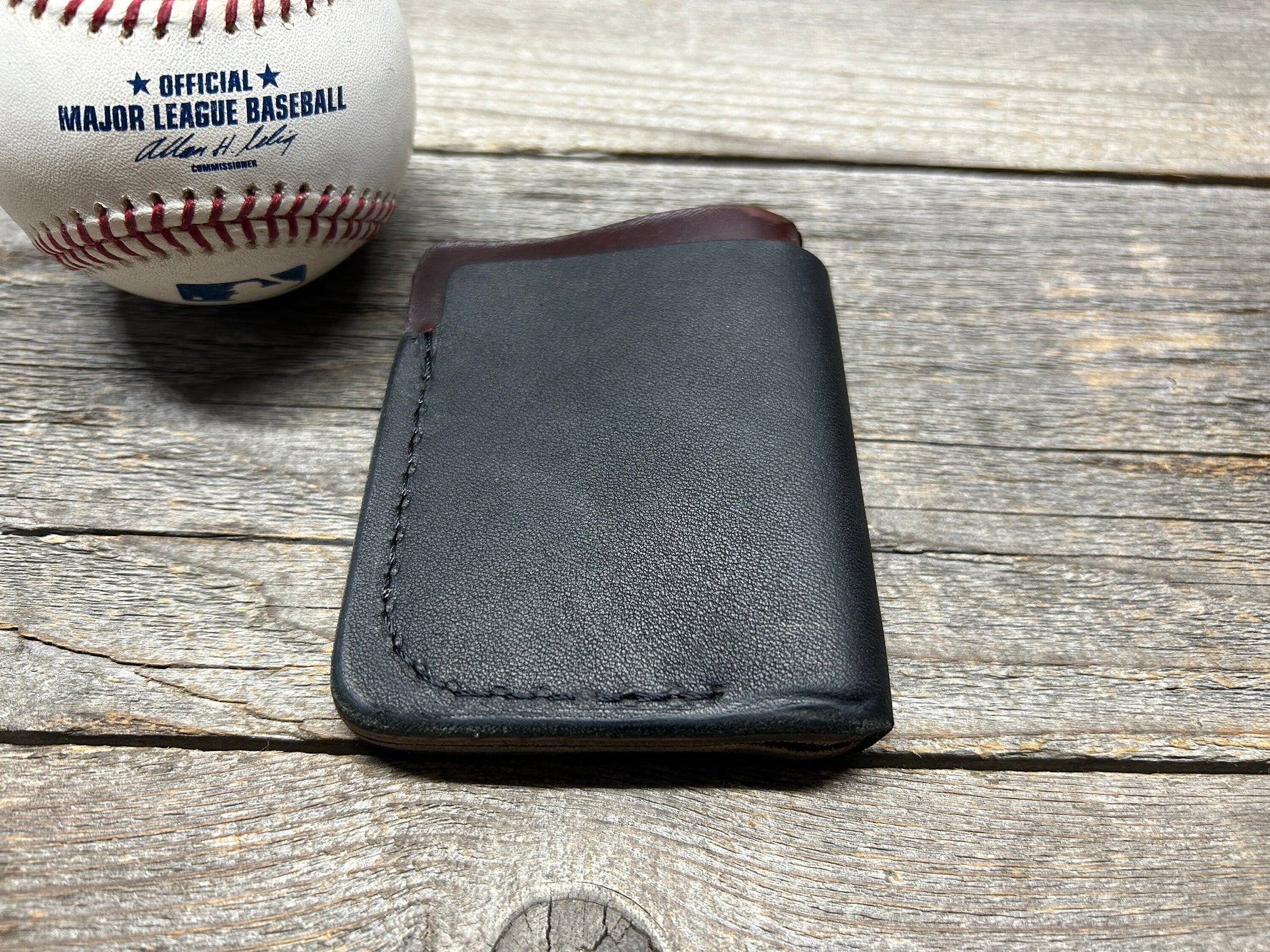 New Style! Black Rawlings Heart of the Hide Horween Top Loading Baseball Glove Wallet with Hidden 3rd Pocket!!