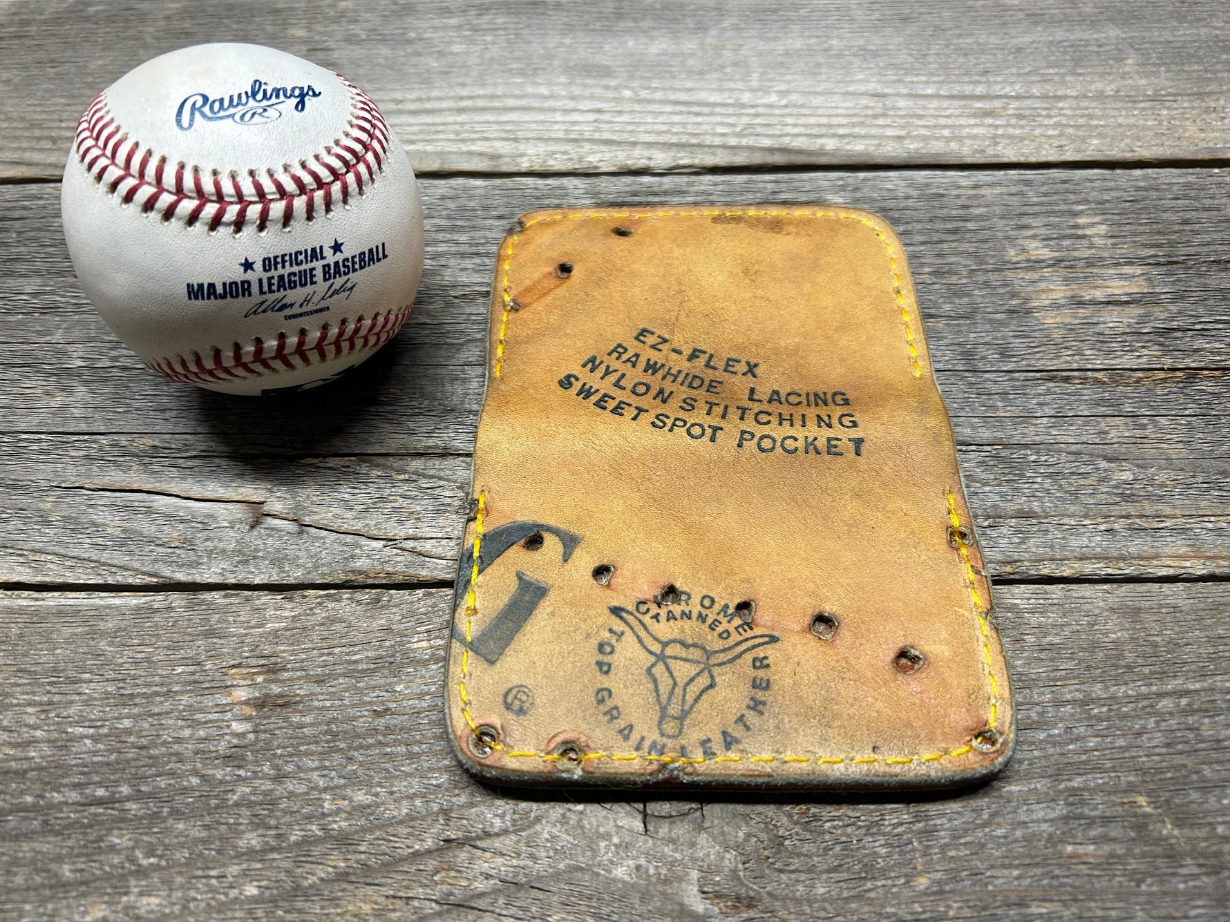 Vintage Spalding Babe Ruth Baseball Glove Wallet!!