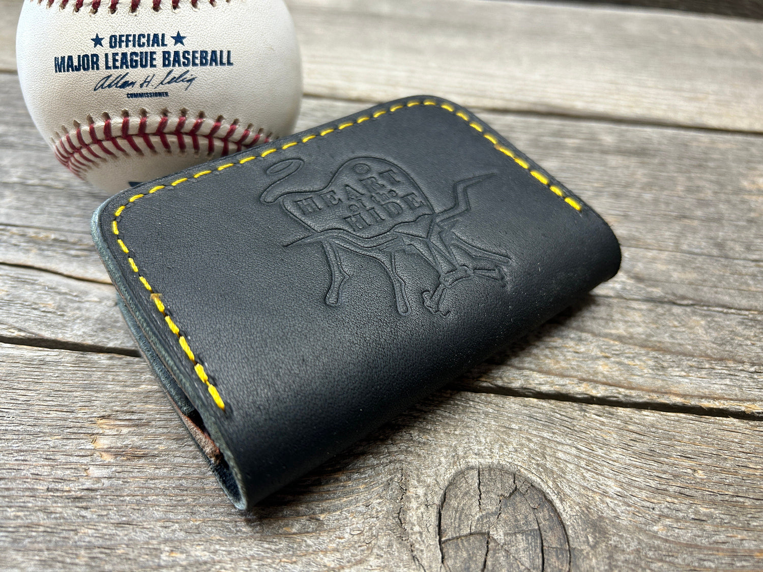 Limited Stock!! Rawlings Heart of the Hide Horween Baseball Glove Wallet!!