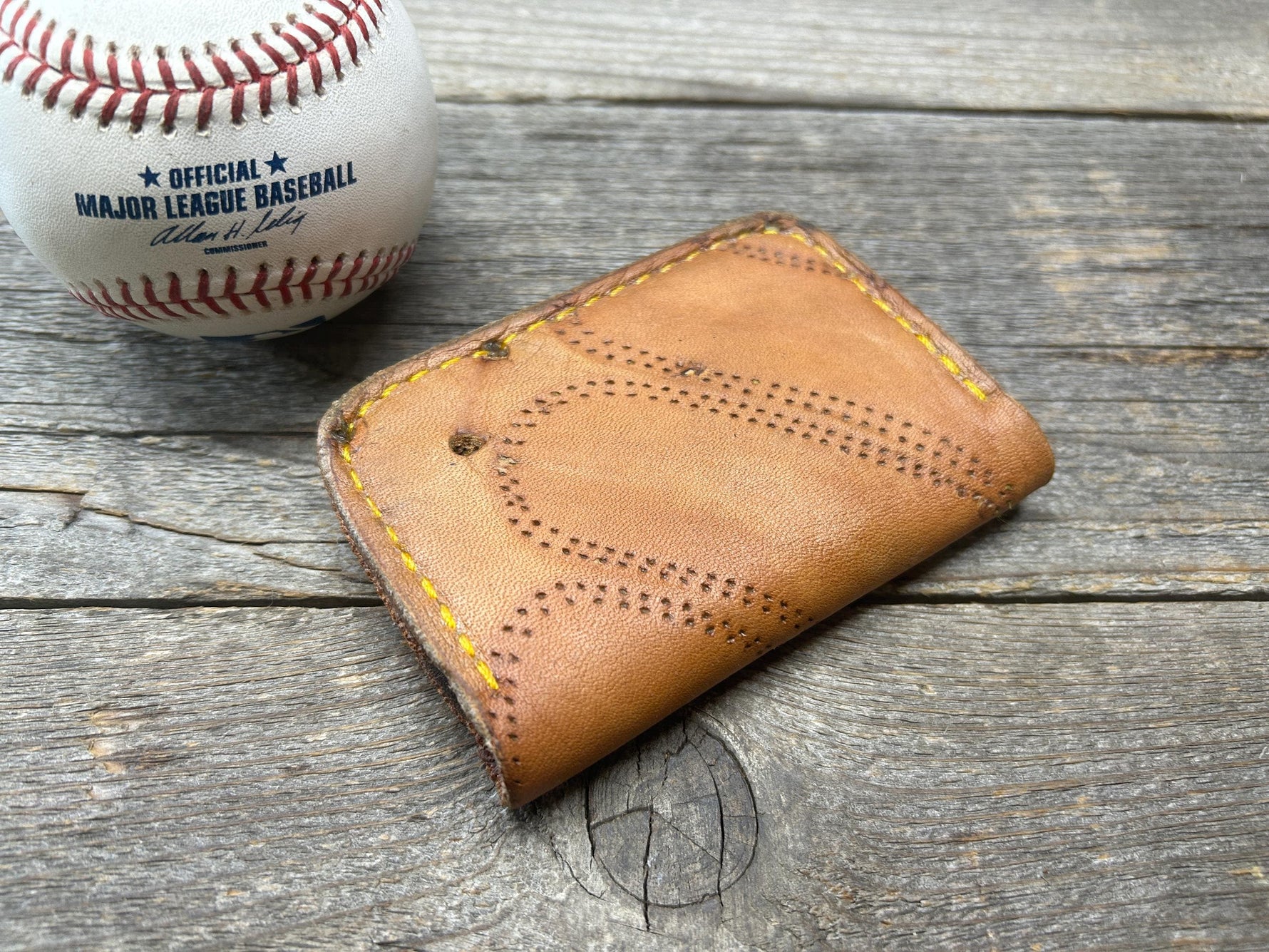 Vintage Spalding Baseball Glove Wallet!