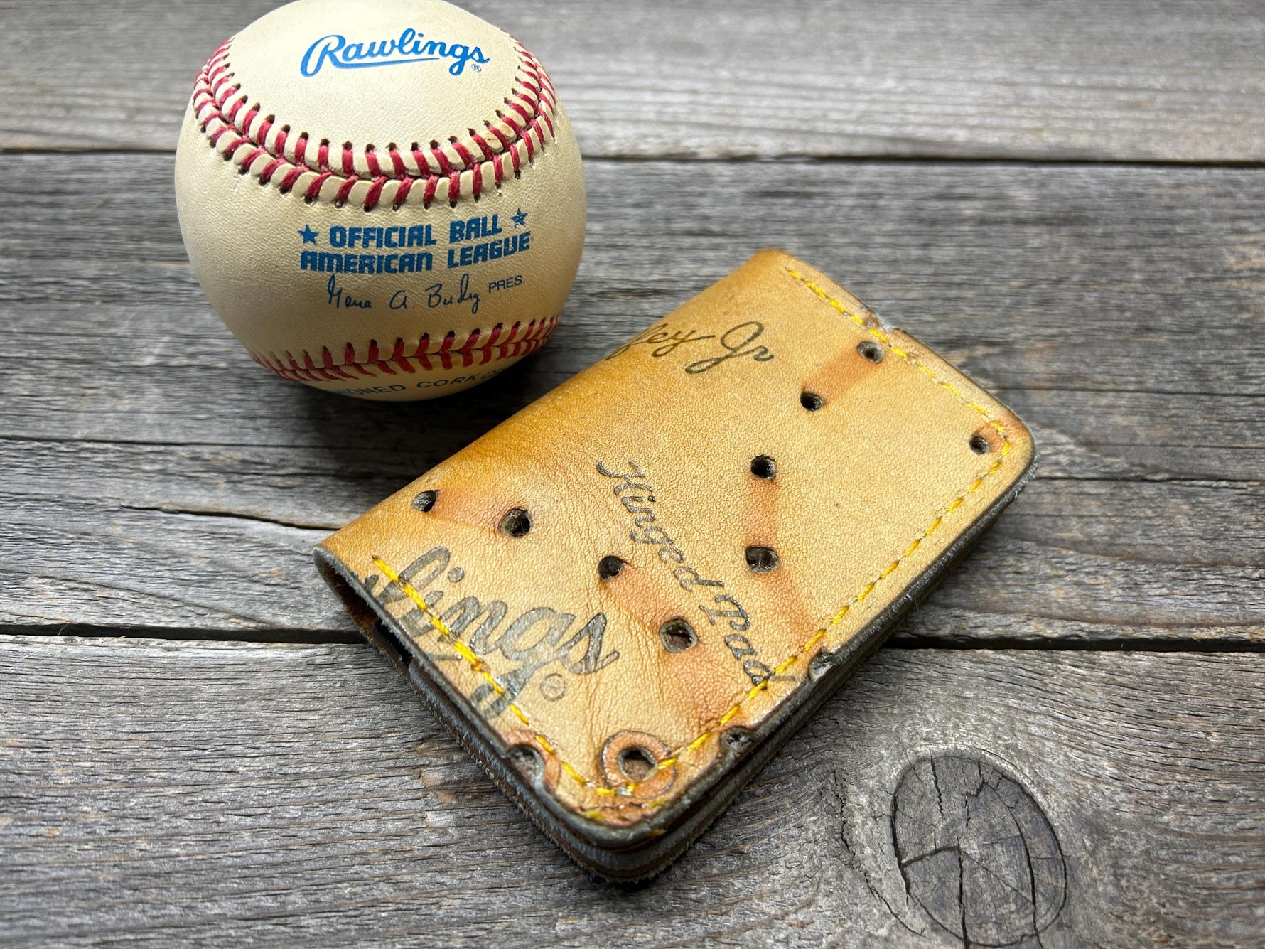 Vintage Rawlings Ken Griffey Jr Baseball Glove Wallet!