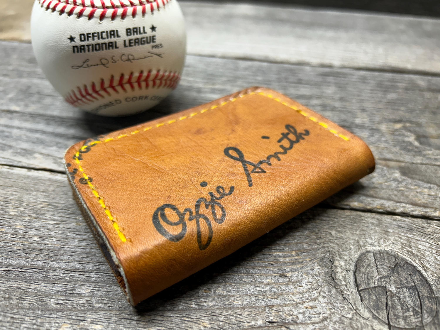 Vintage Rawlings Ozzie Smith Baseball Glove Wallet!