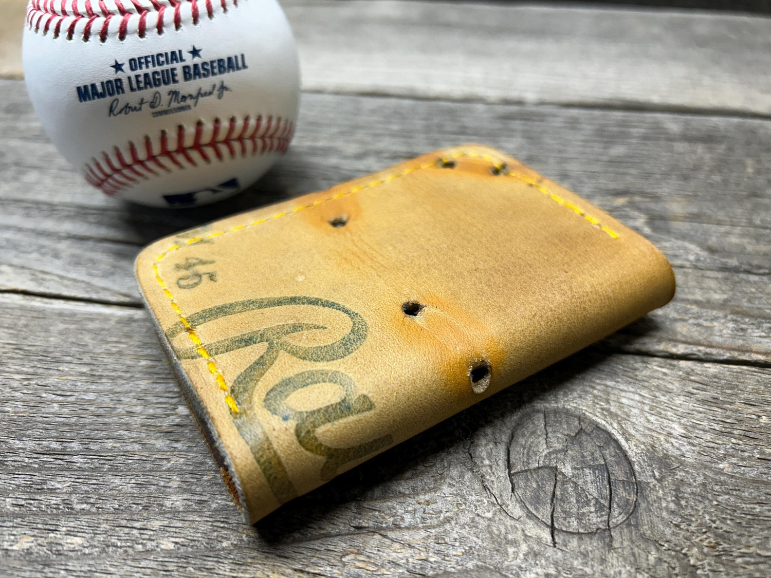 Vintage Rawlings Baseball Glove Wallet!