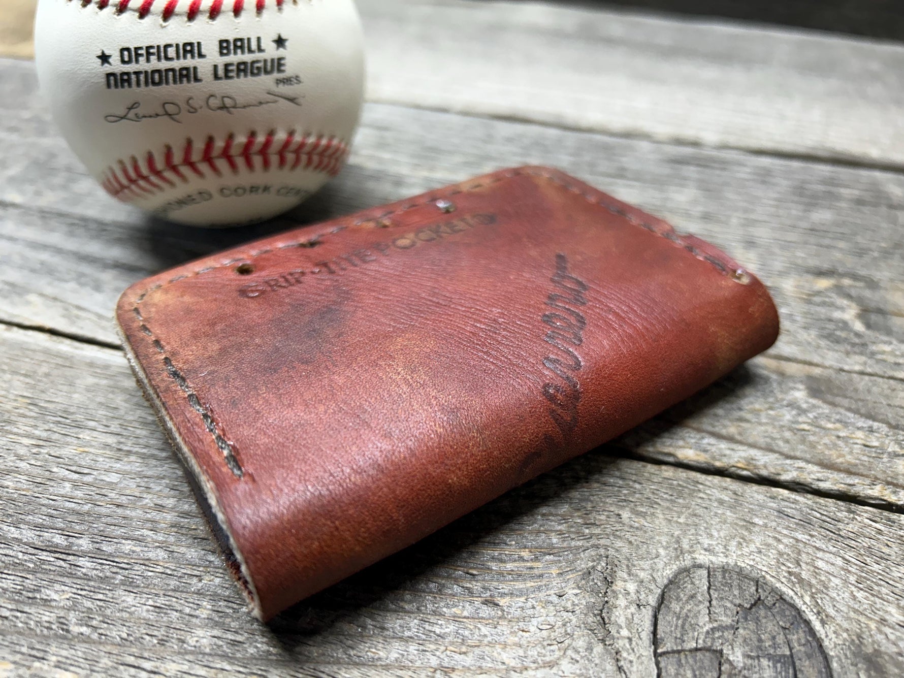 Vintage Wilson Pedro Guerrero Baseball Glove Wallet!