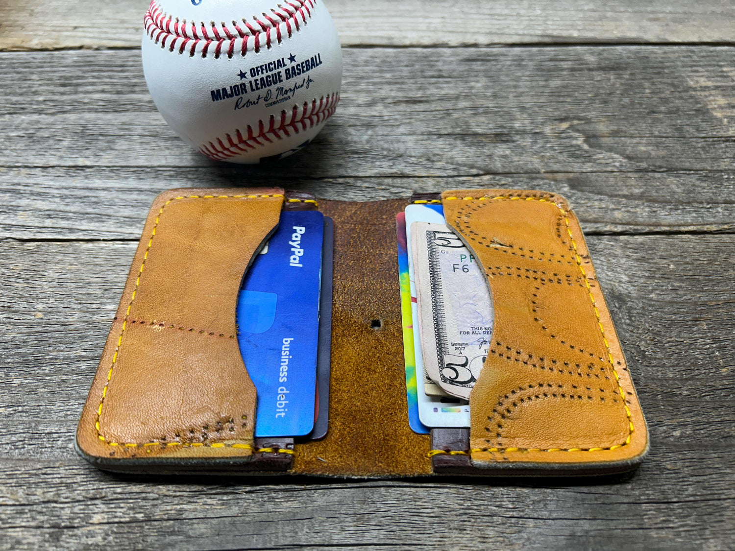 Vintage Rawlings Baseball Glove Wallet!