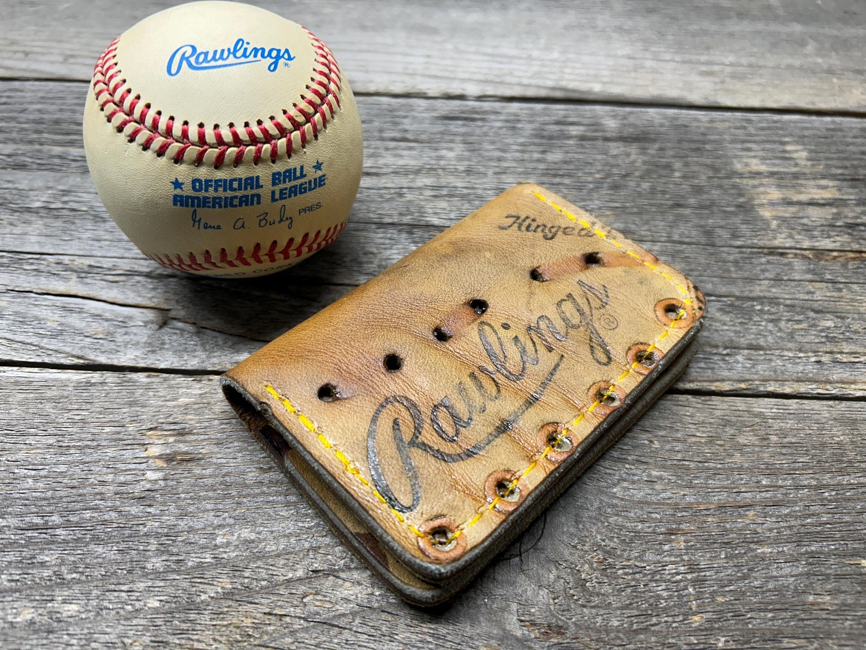 Vintage Rawlings Ken Griffey Jr Baseball Glove Wallet!