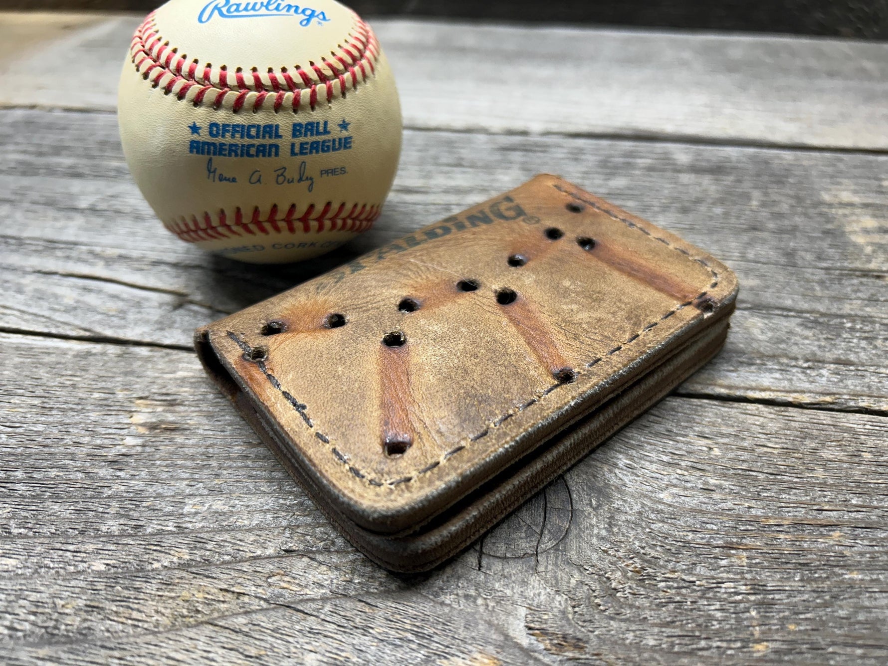 Vintage Spalding Carl Yastrzemski Baseball Glove Wallet!