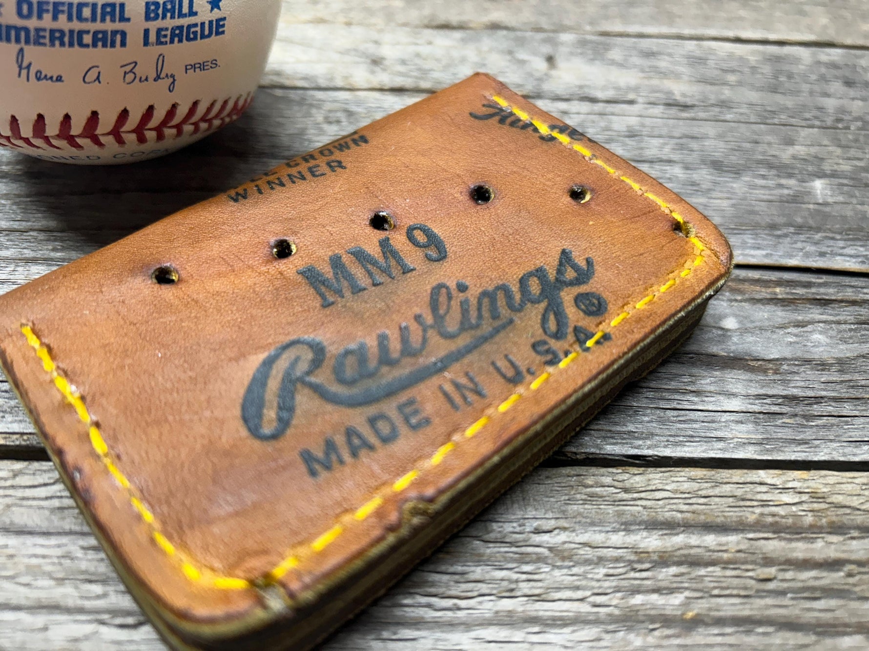 Vintage Rawlings Mickey Mantle "Made in the USA" Baseball Glove Wallet!!