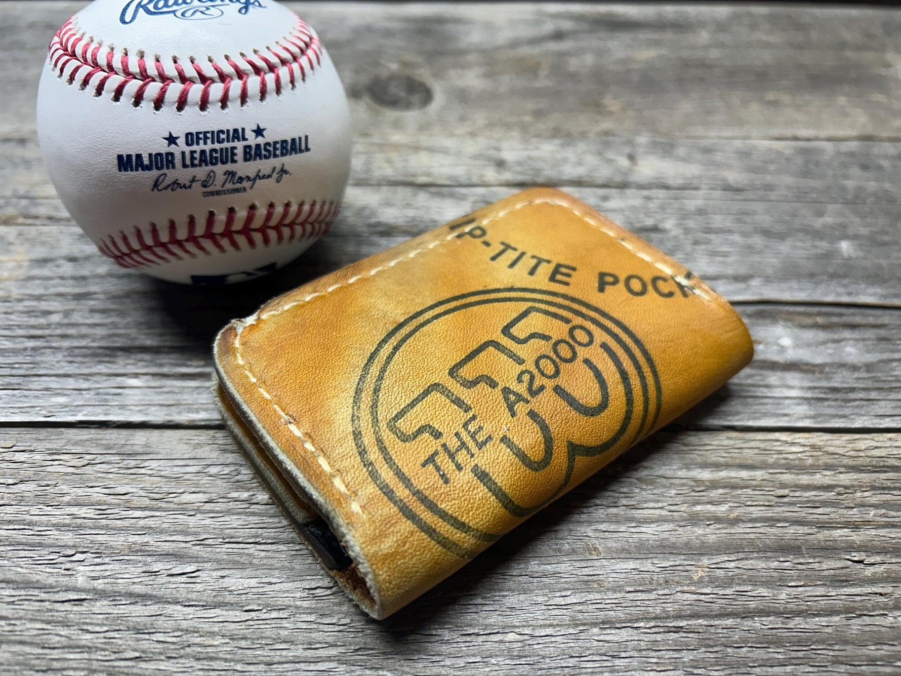 Vintage Wilson A2000 Baseball Glove Wallet!