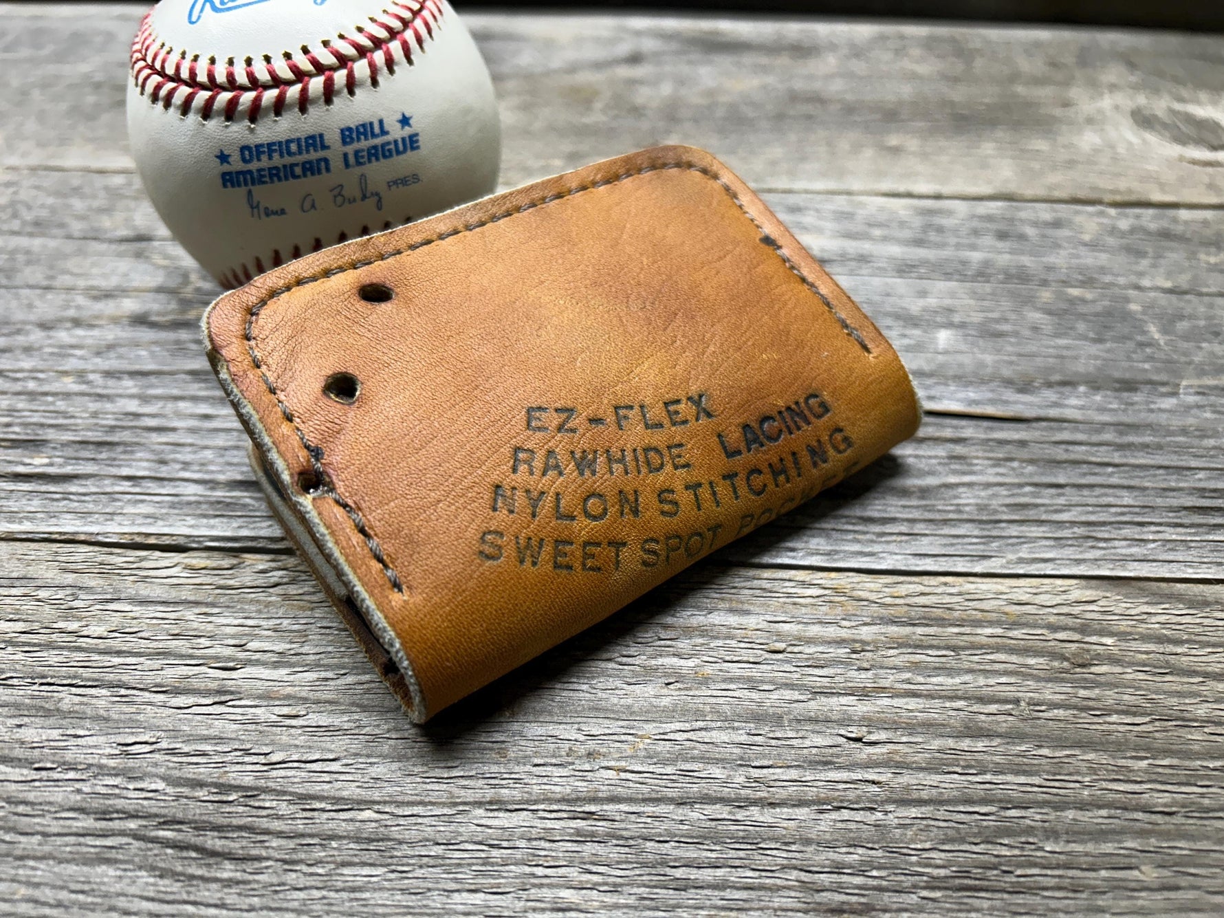 Vintage Spalding Babe Ruth Baseball Glove Wallet!!