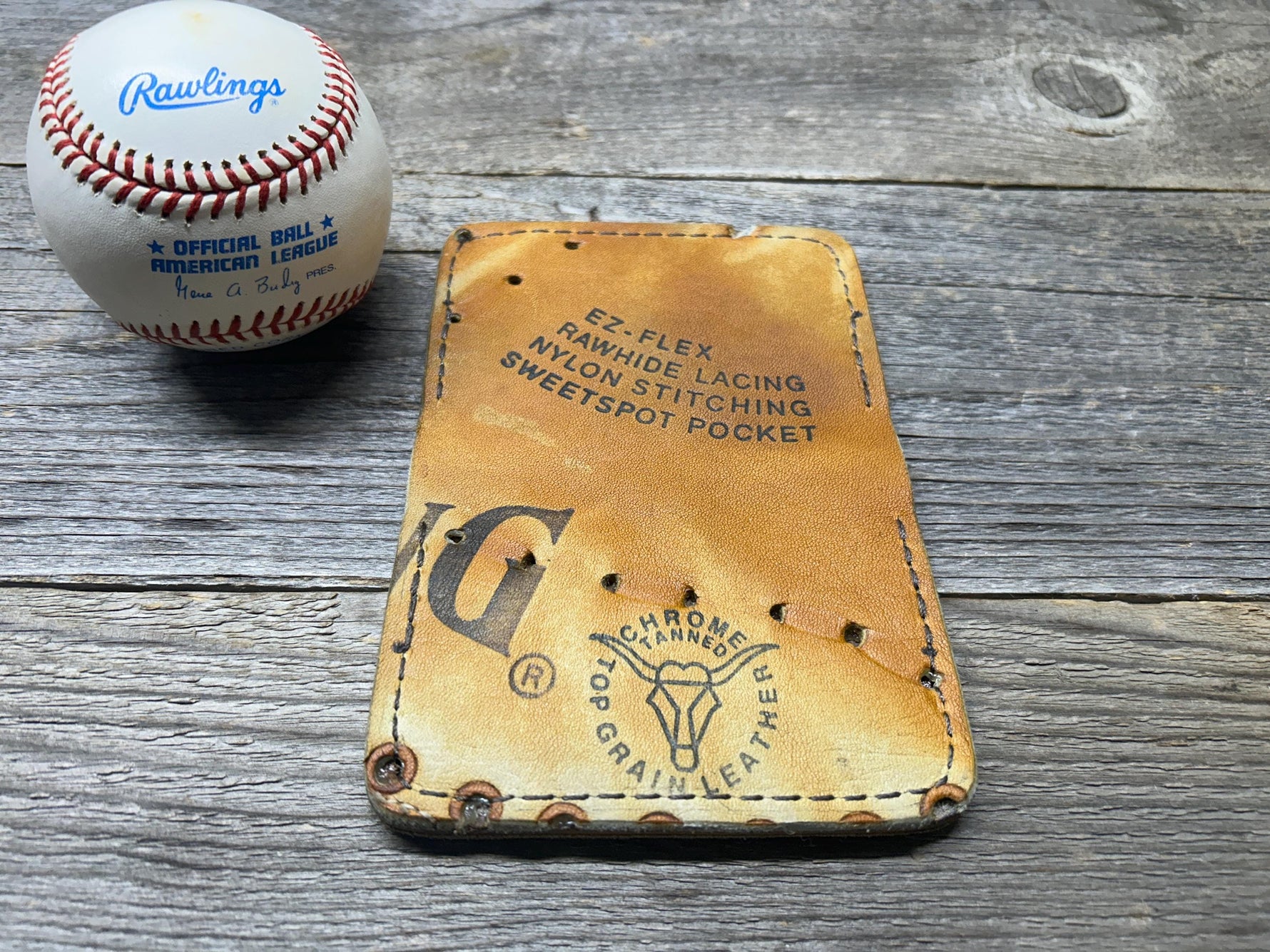 Vintage Spalding Babe Ruth Baseball Glove Wallet!!