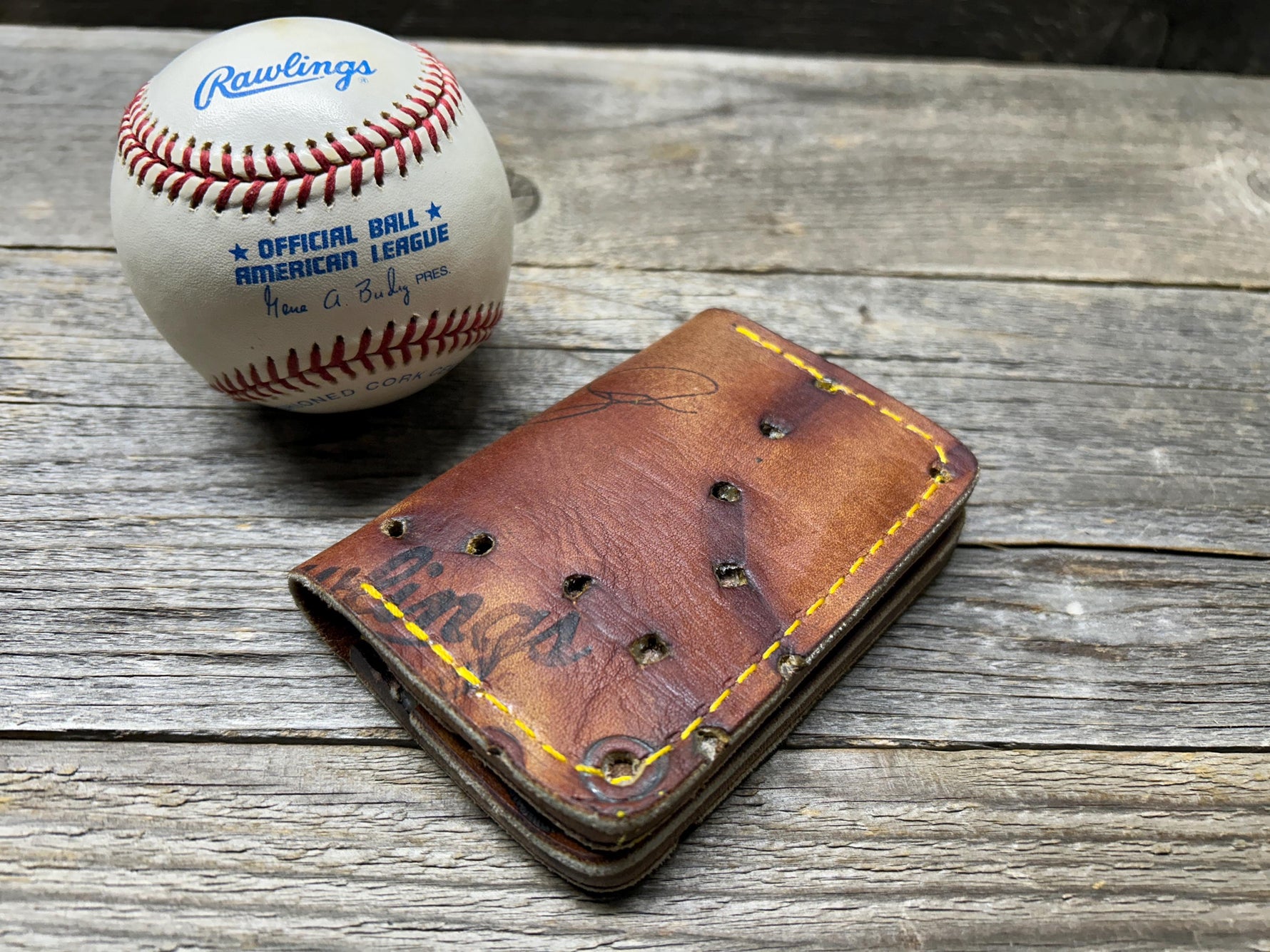 Vintage Rawlings Ken Griffey Jr Baseball Glove Wallet!