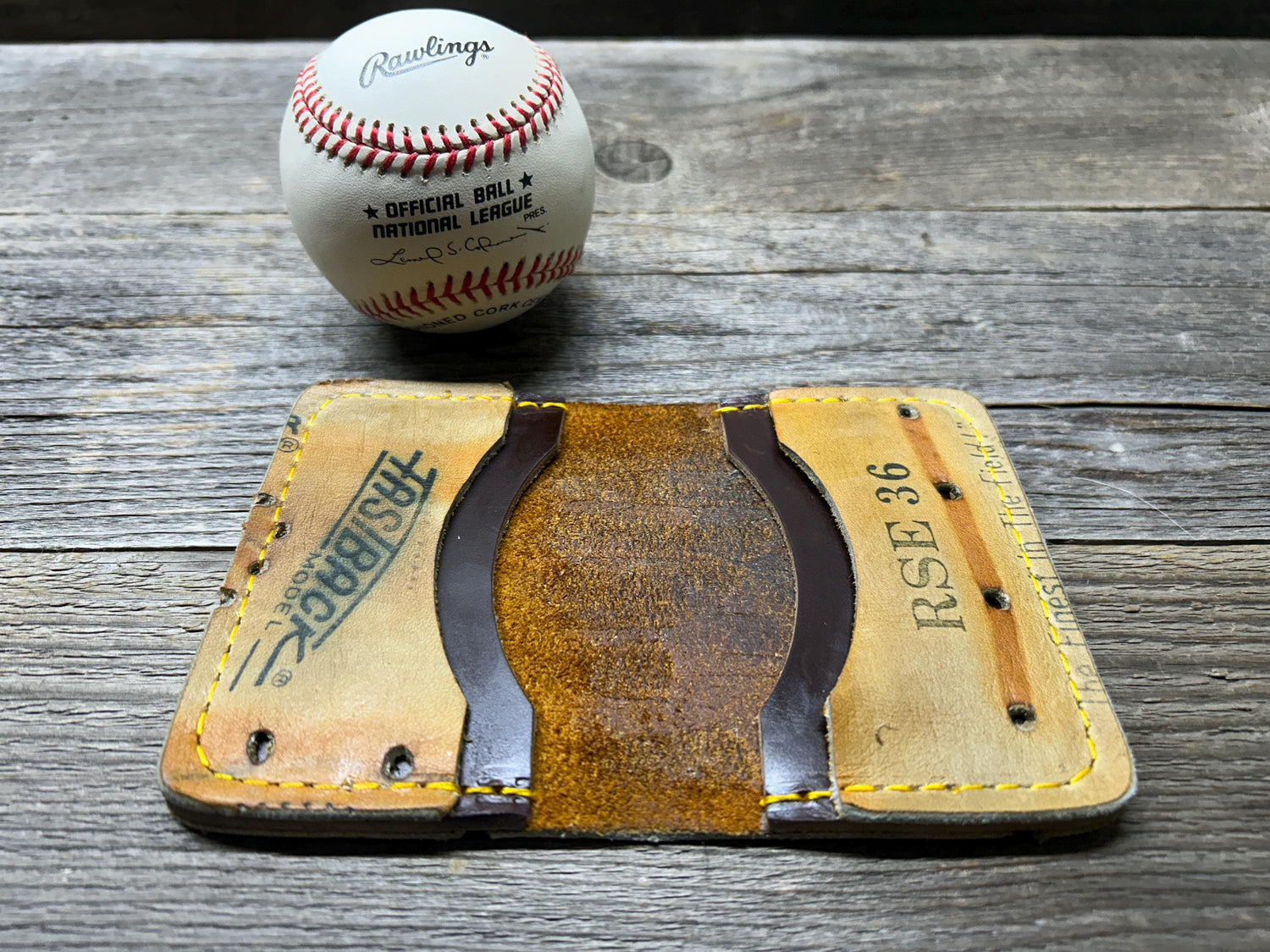 Vintage Rawlings Ryne Sandberg Limited Edition Baseball Glove Wallet!!