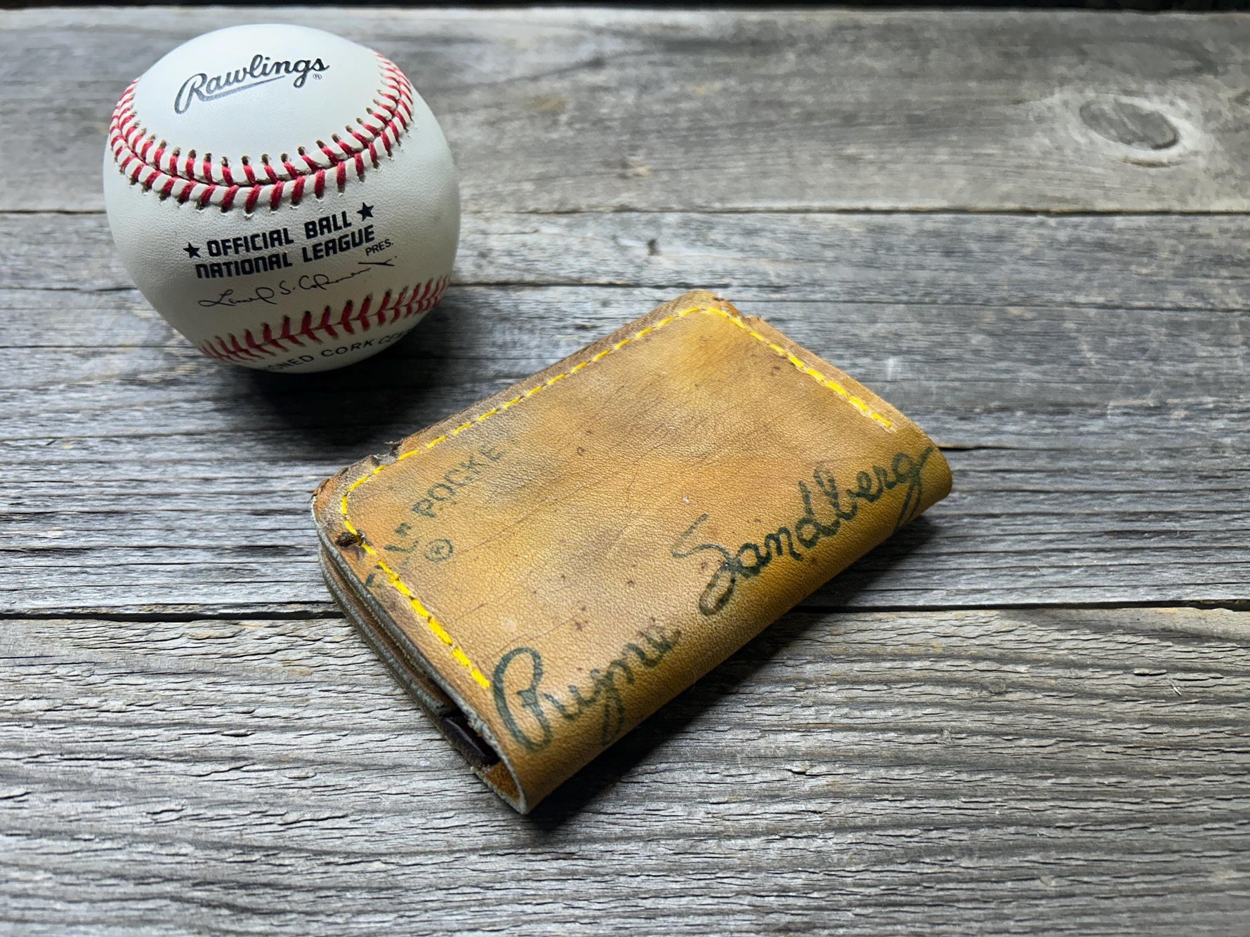 Vintage Rawlings Ryne Sandberg Baseball Glove Wallet!!