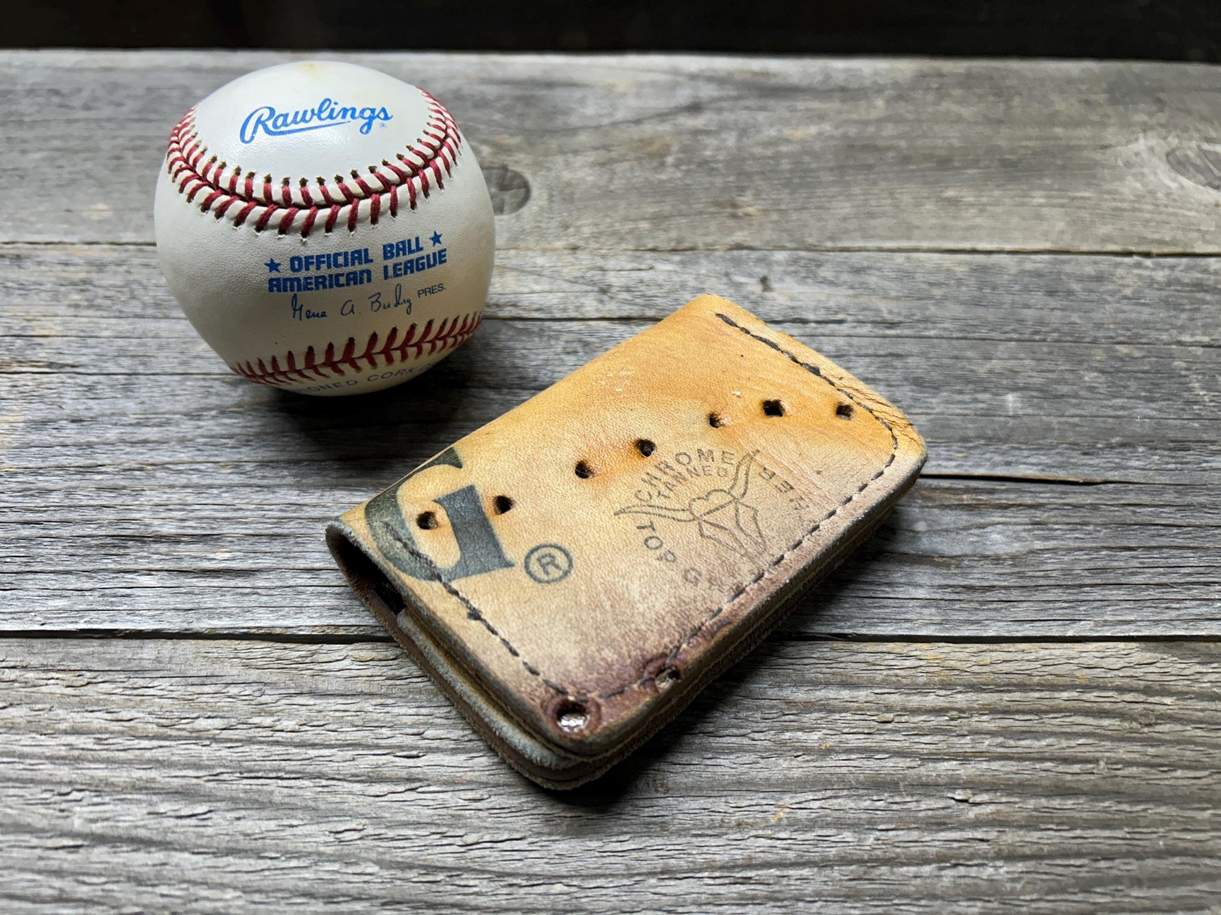 Vintage Spalding Babe Ruth Baseball Glove Wallet!!