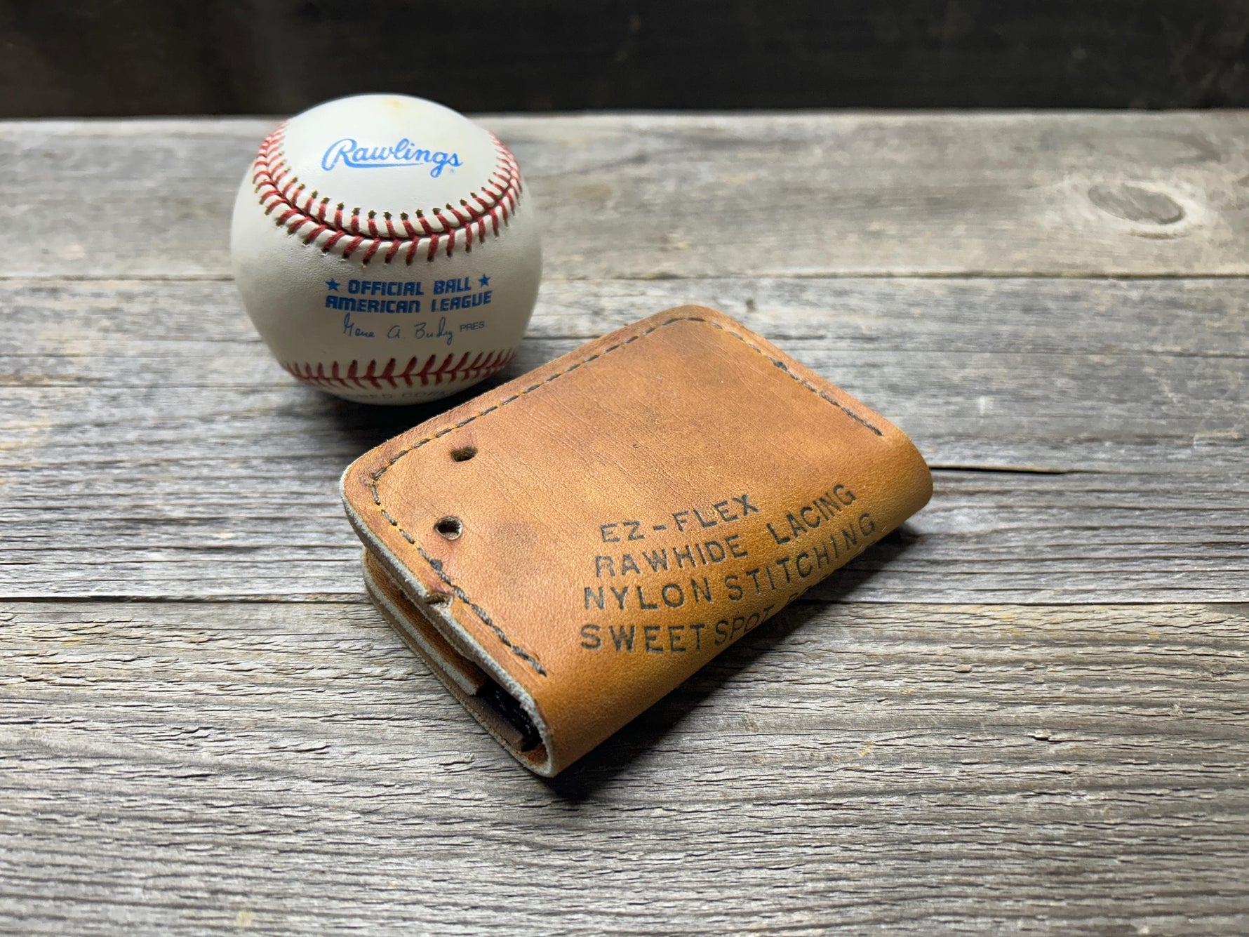 Vintage Spalding Babe Ruth Baseball Glove Wallet!!