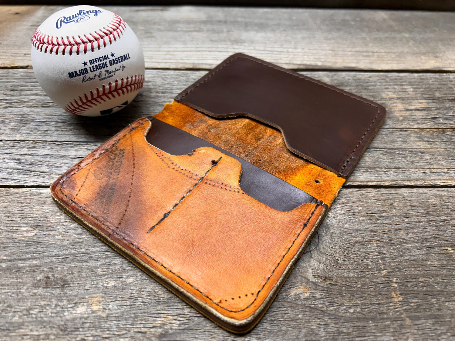 Vintage Mizuno Baseball Glove Passport Cover!
