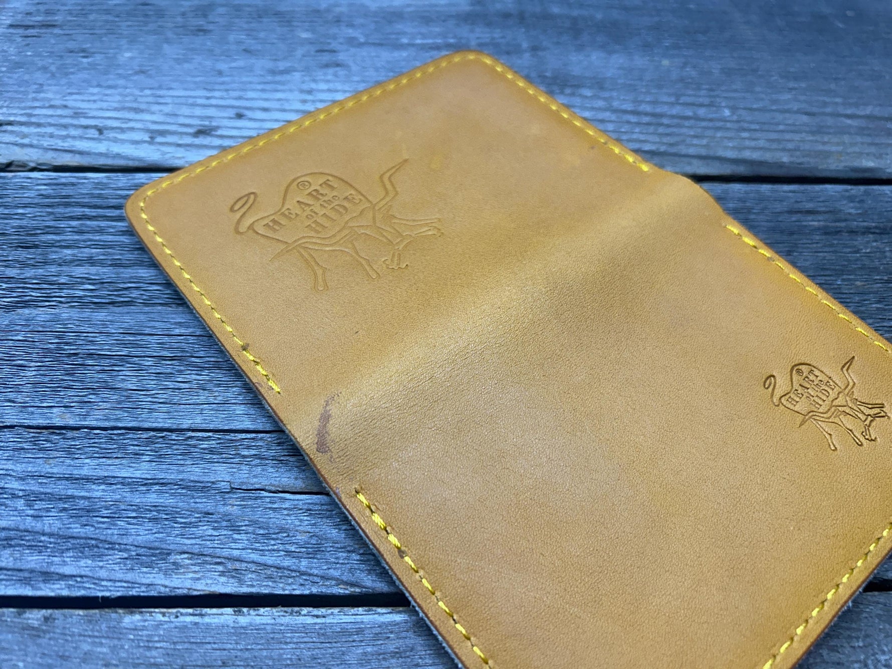 Rawlings Heart of the Hide Horween Passport Cover! Small spot of Patina!