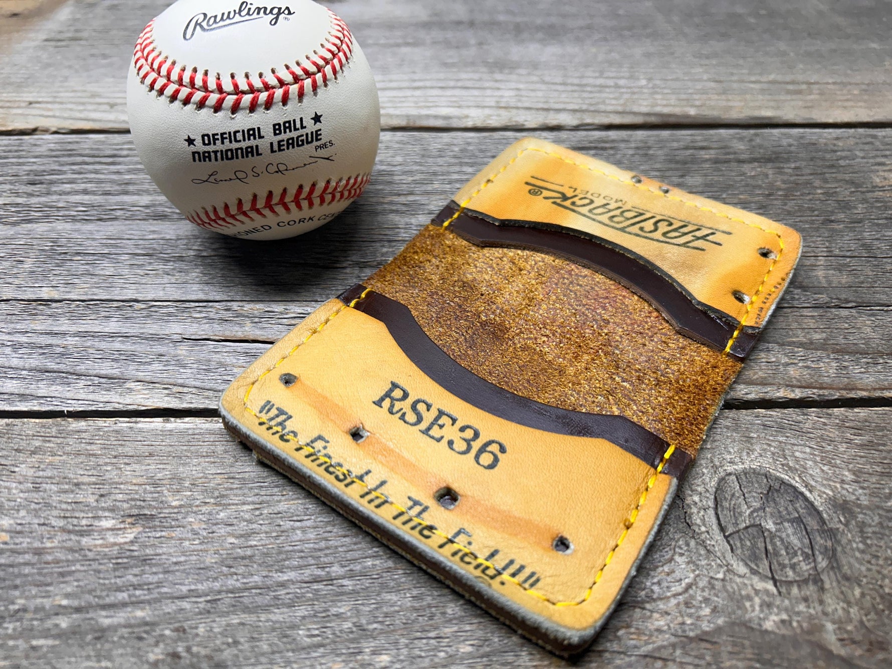 Vintage Rawlings Ryne Sandberg Special Edition Baseball Glove Wallet!!