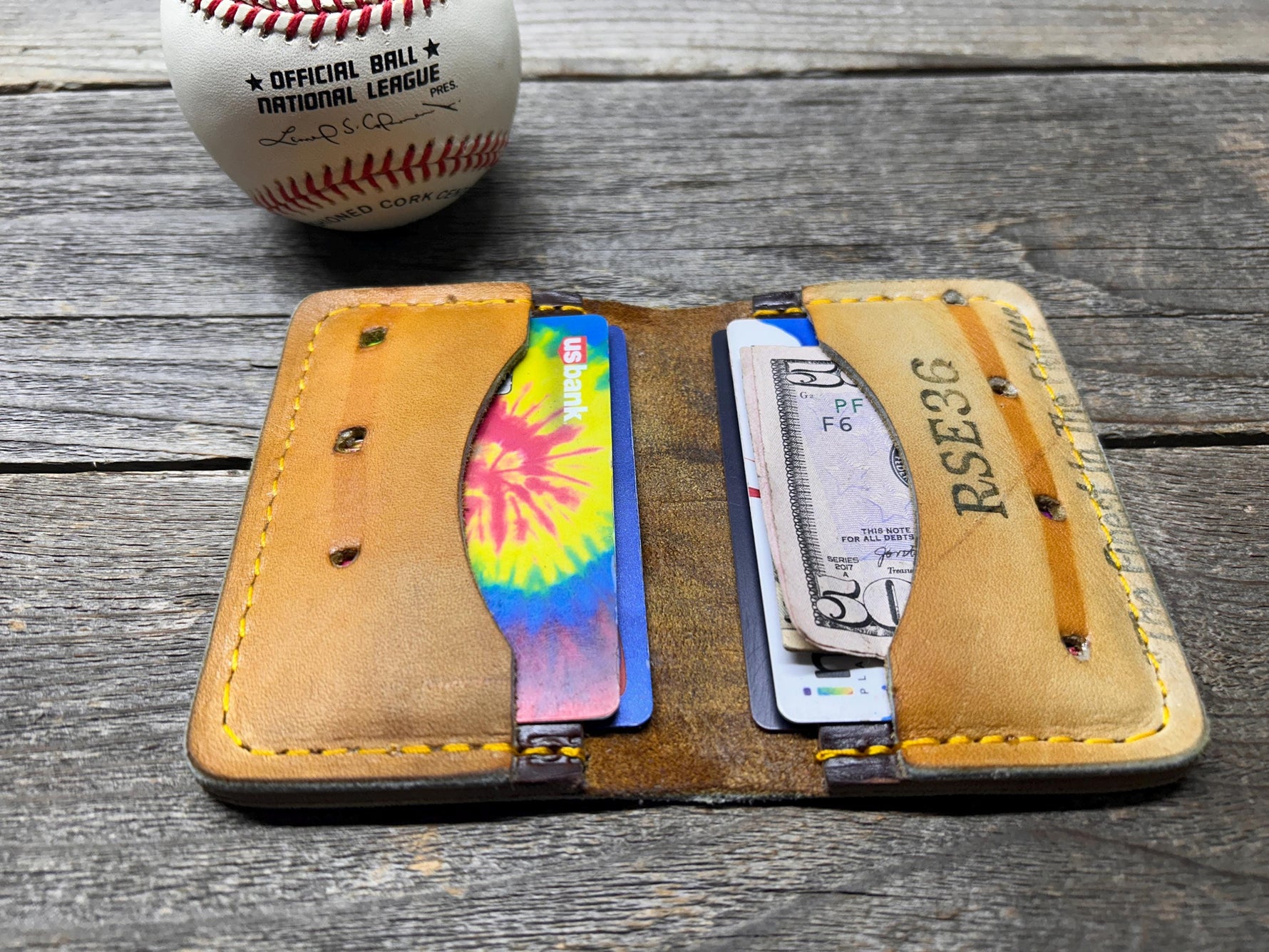 Vintage Rawlings Dale Murphy Special Edition Baseball Glove Wallet!!