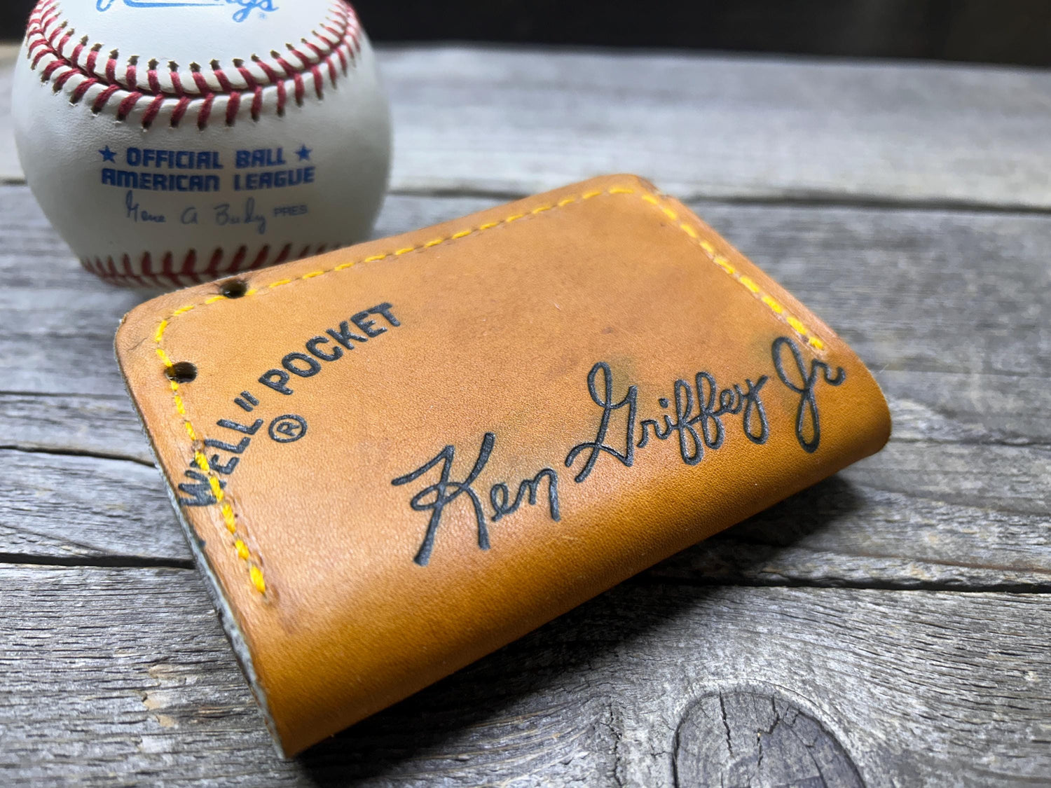 Vintage Rawlings Ken Griffey Jr Baseball Glove Wallet!