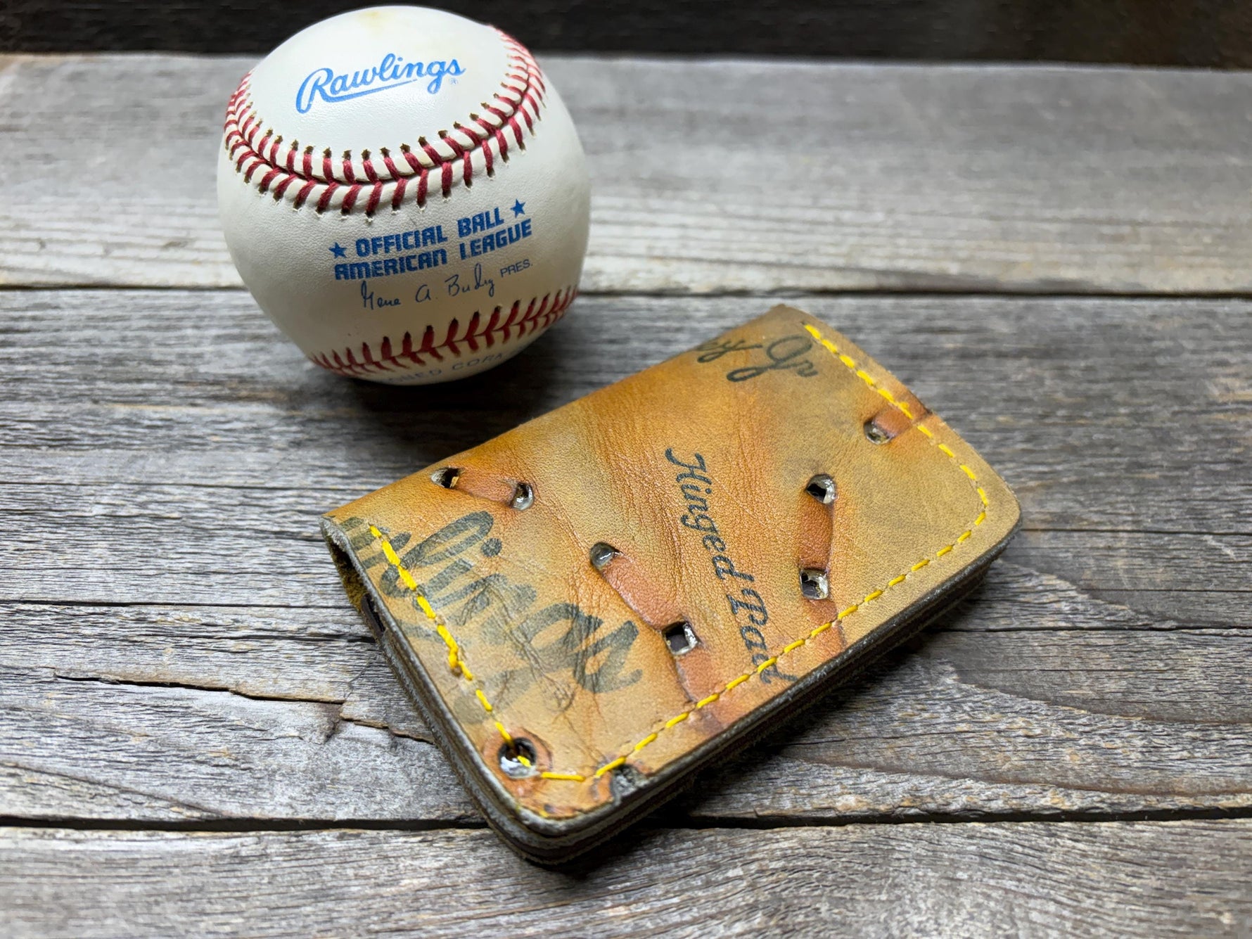 Vintage Rawlings Ken Griffey Jr Baseball Glove Wallet!