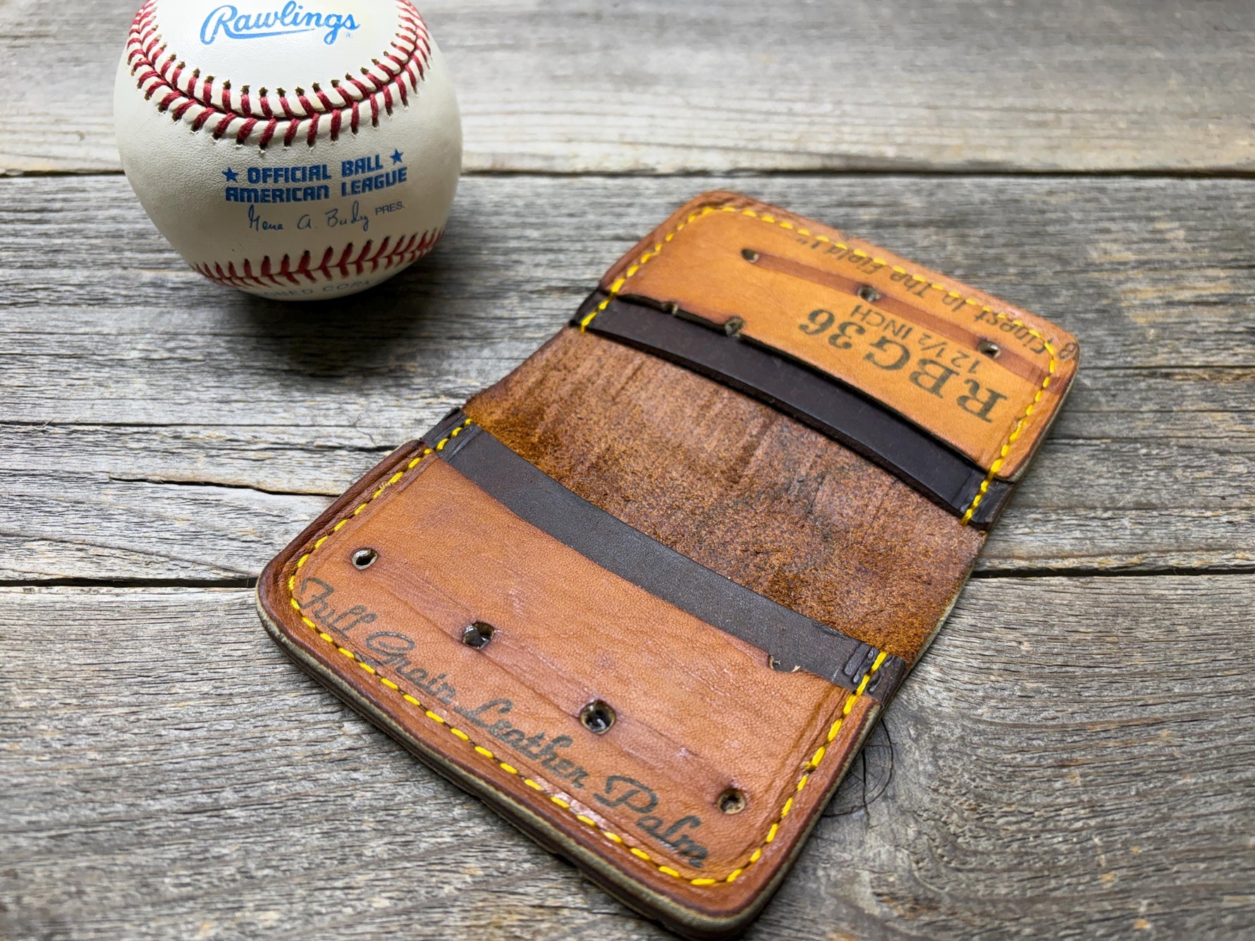 Vintage Rawlings Ken Griffey Jr Baseball Glove Wallet!